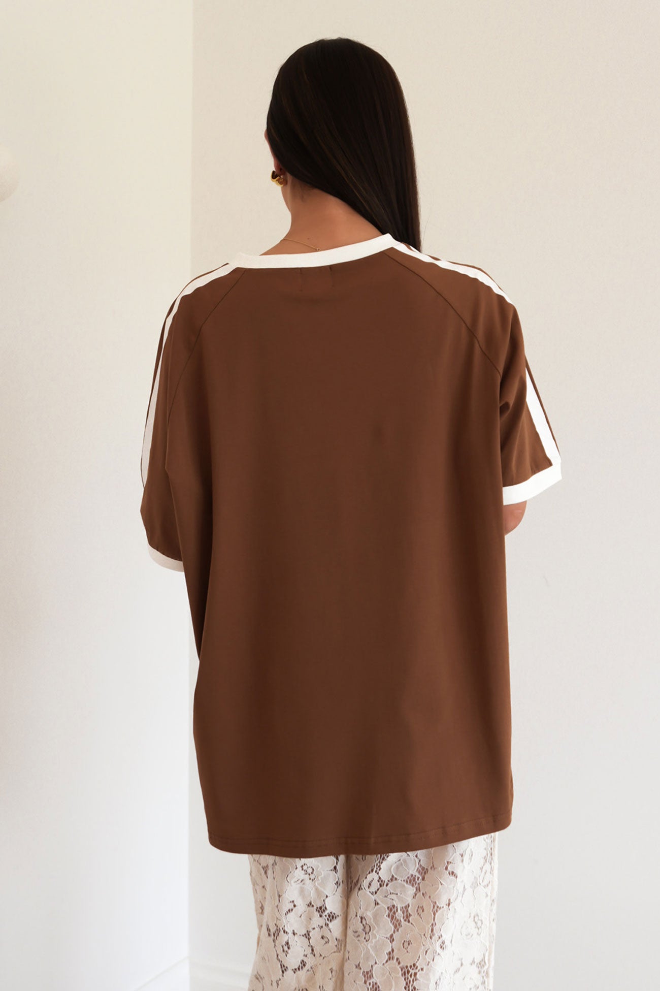 Pistolera Tee Brown