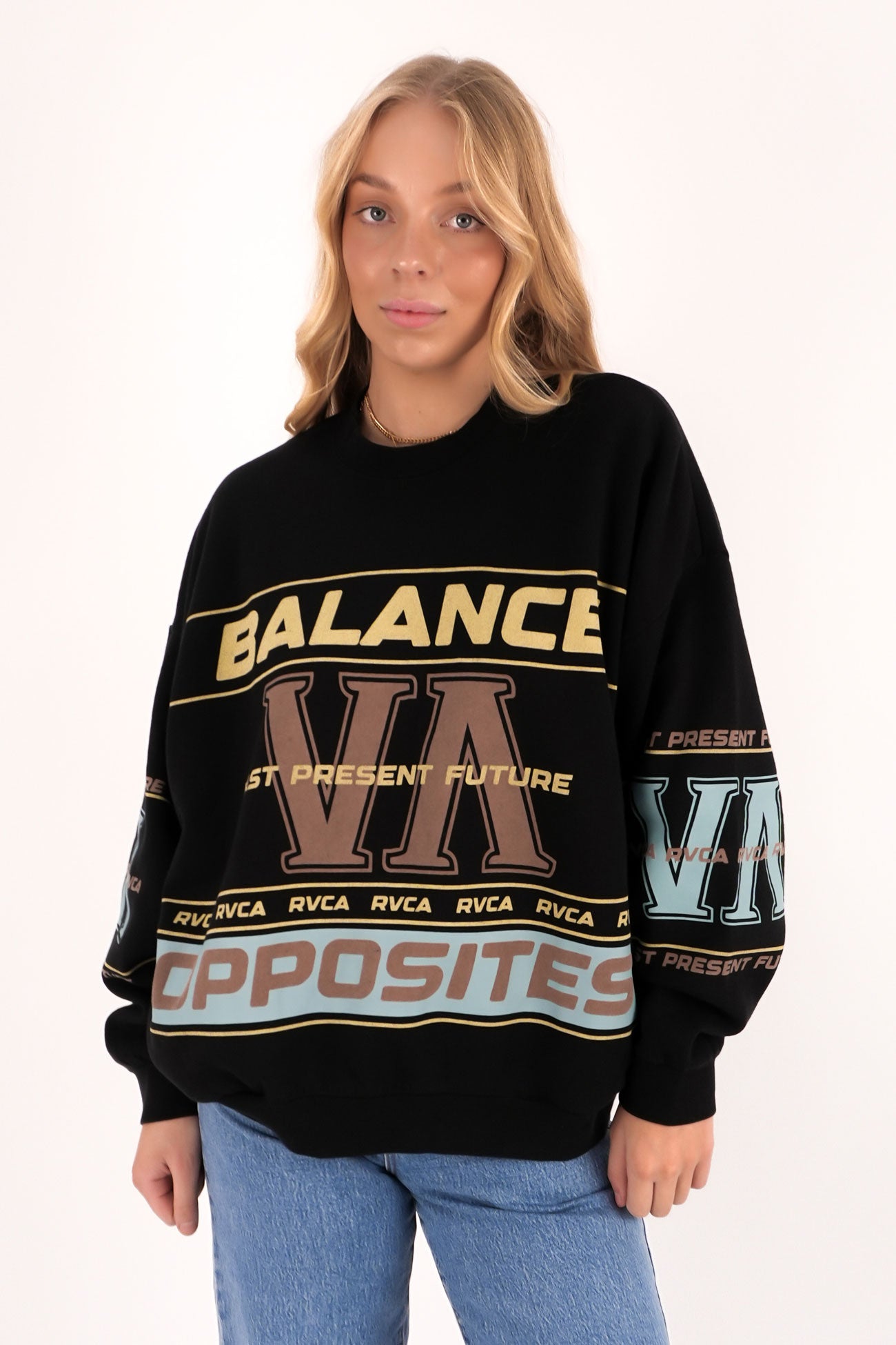 Puck It Pullover Black