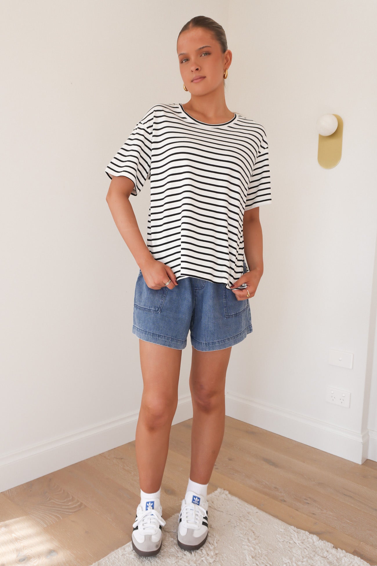 Relax Boxy Tee Black White Stripe