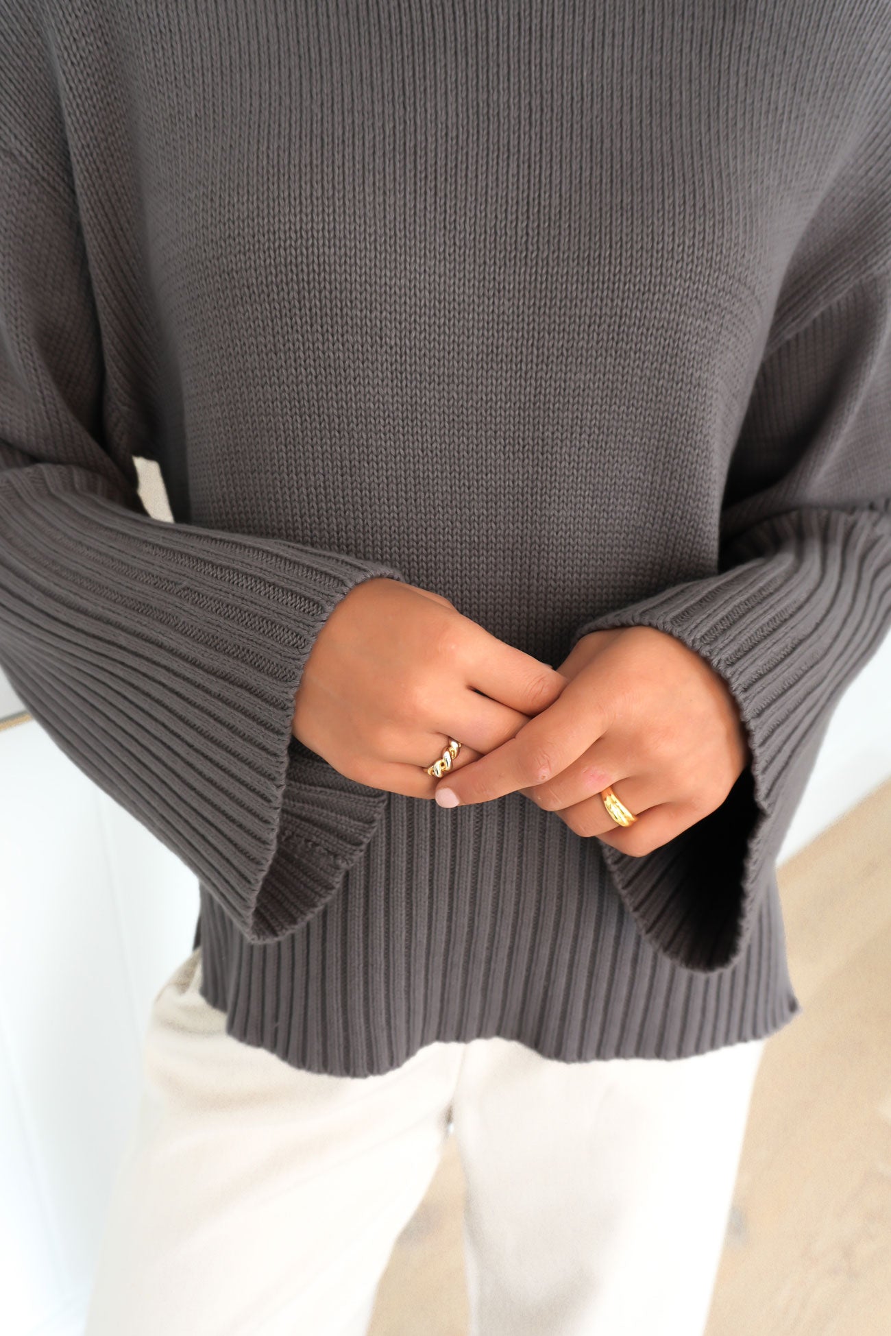 Revie Knit Charcoal f6