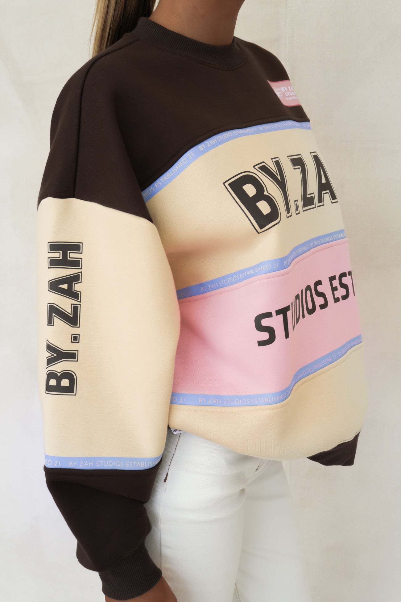 Ria Crew Chocolate