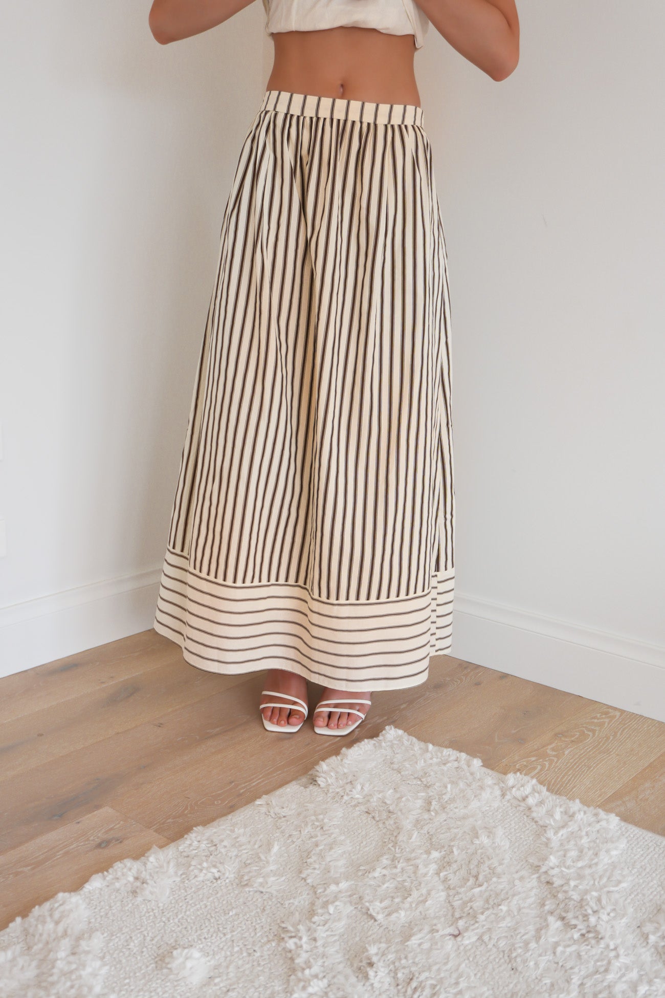 Ricca Set Cream Chocolate Stripe