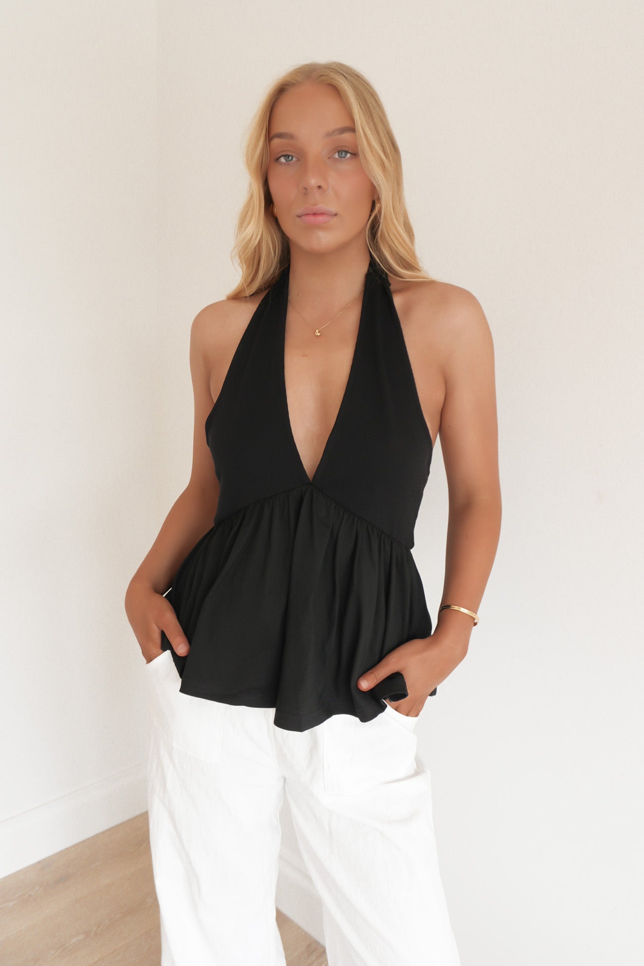 Saniya Halter Top Black