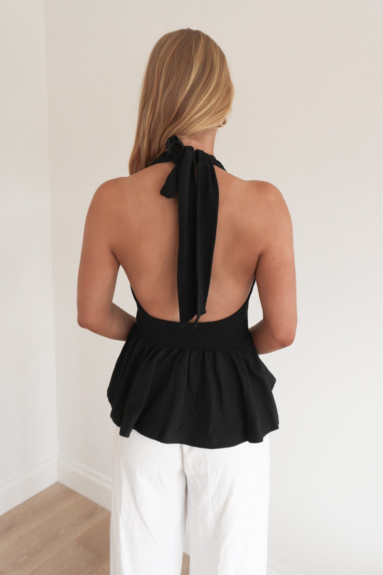 Saniya Halter Top Black