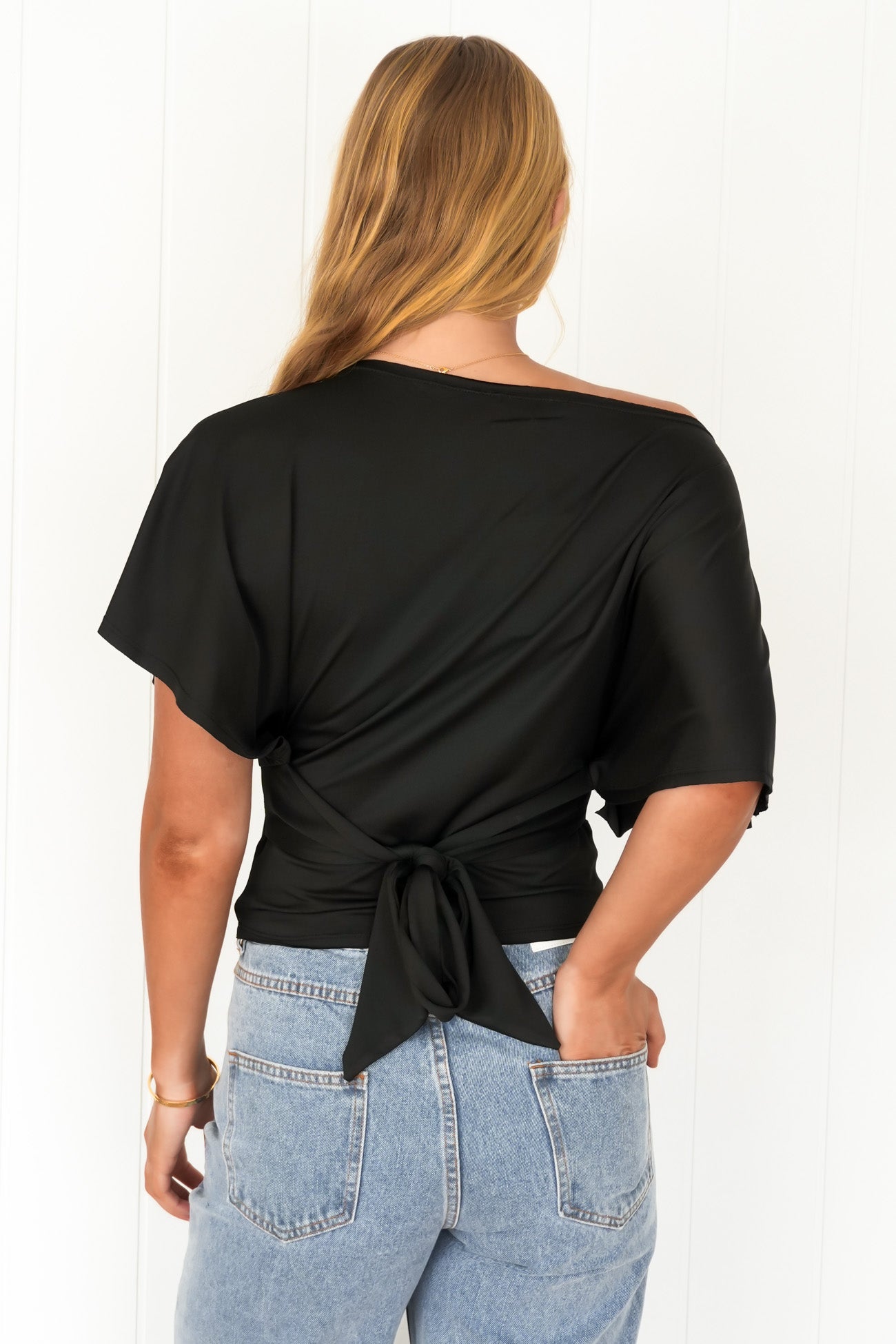 Siannah Tie Top Black