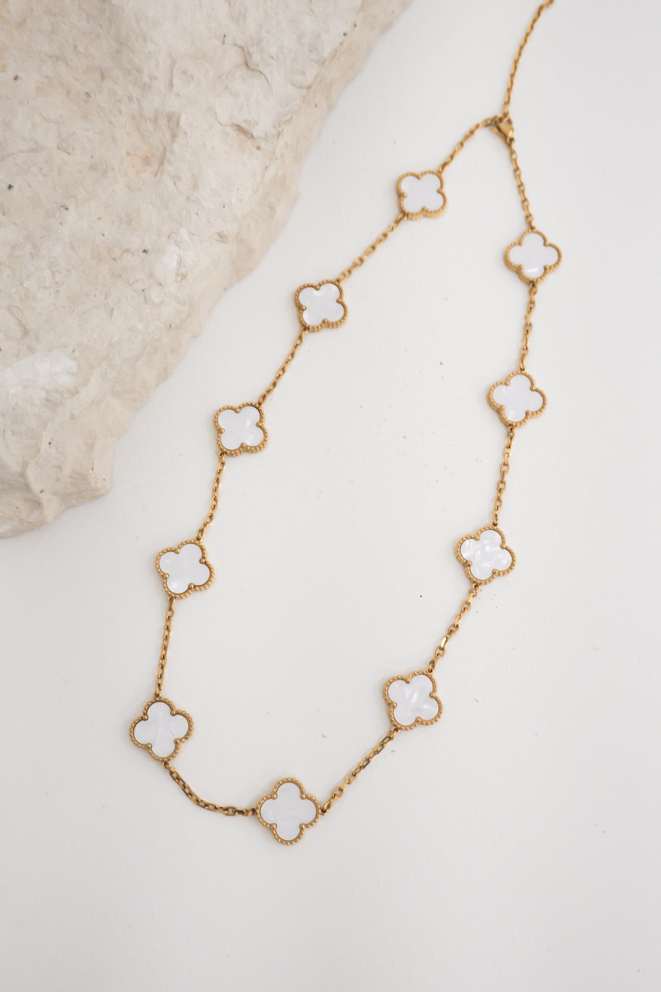 Sofia Necklace Gold