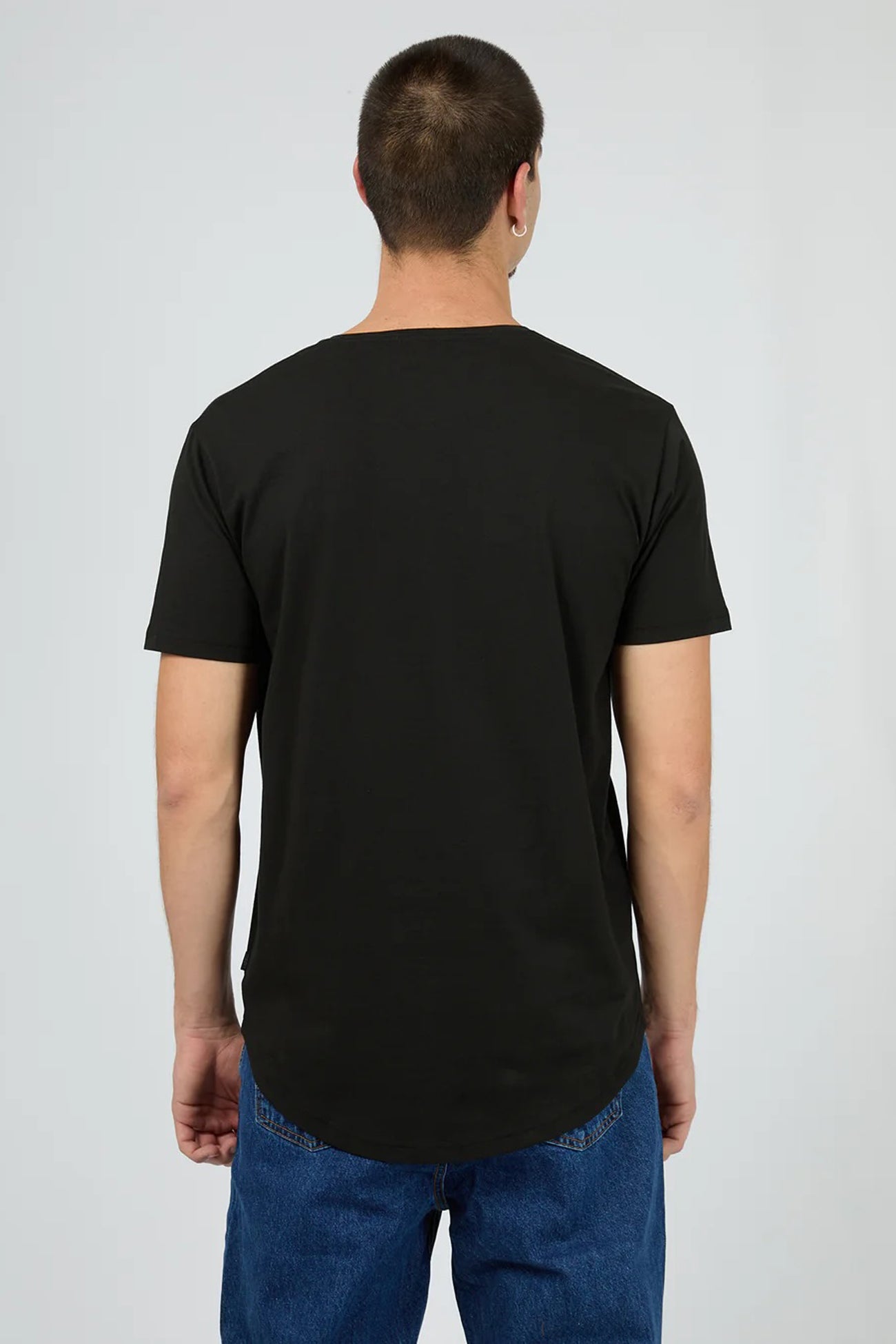 Solid Tail Tee Black