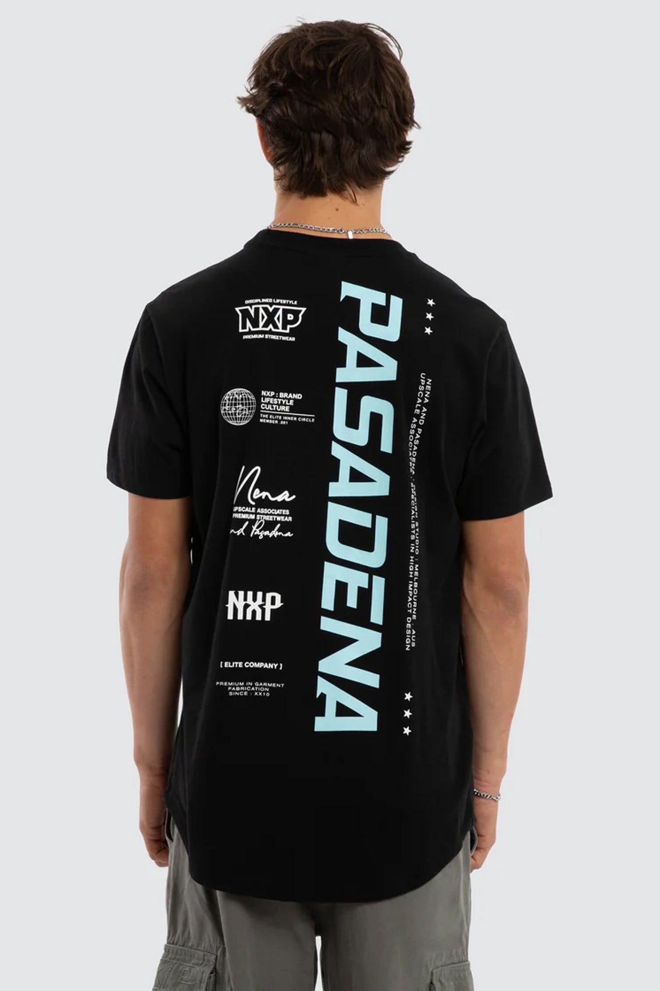 System Dual Curved Tee Jet Black