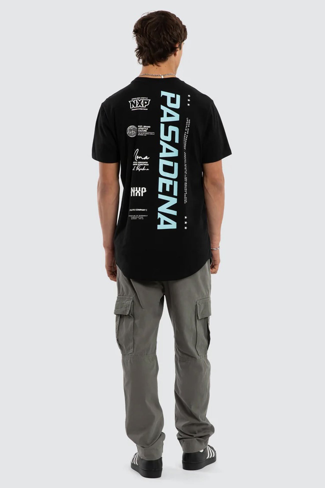 System Dual Curved Tee Jet Black