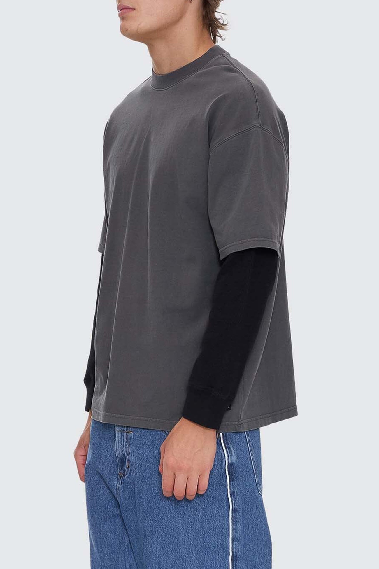 Arts & Industrial Layer Box Fit Oversize Long Sleeve Tee Merch Black