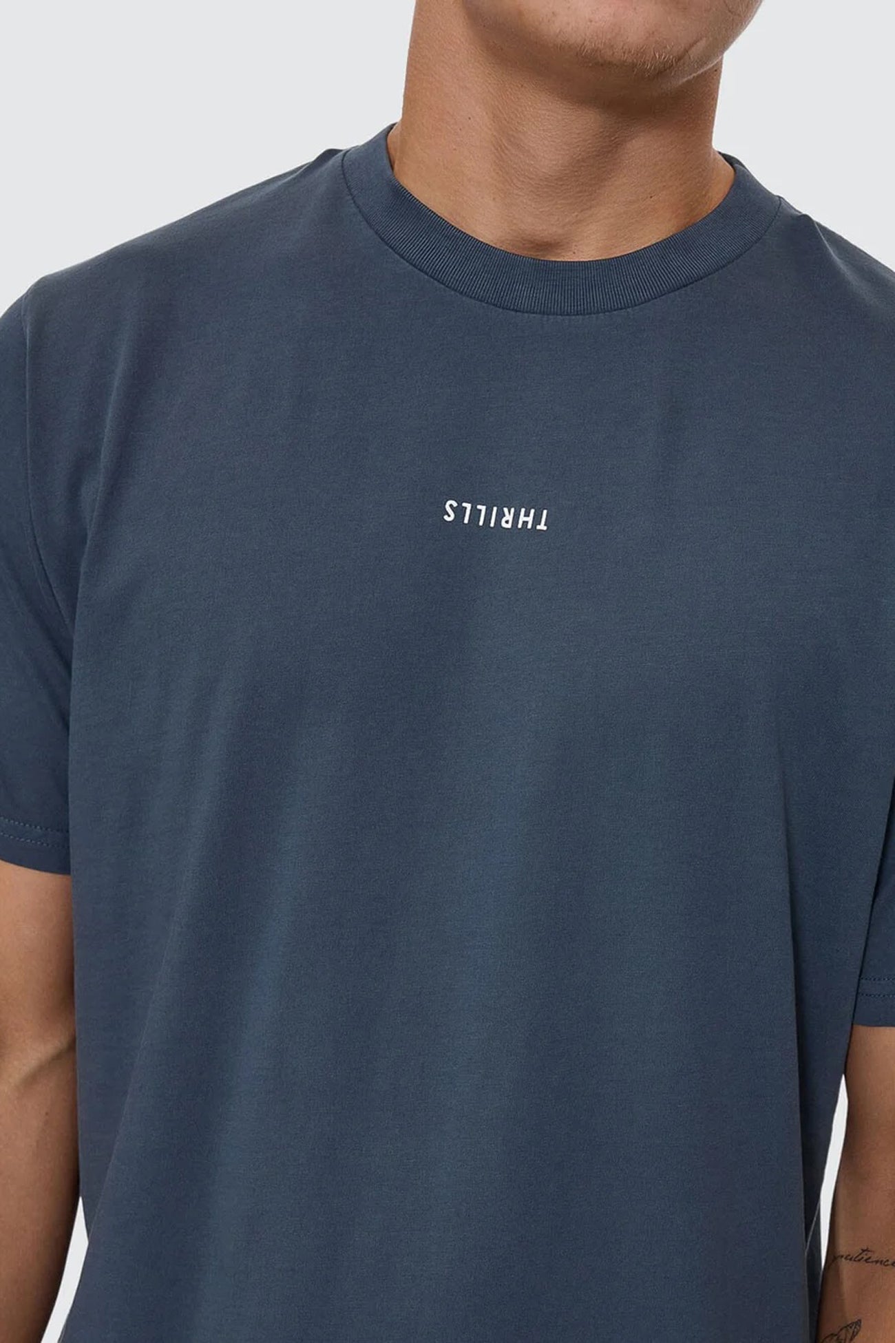 Minimal Thrills Merch Tee Heritage Navy