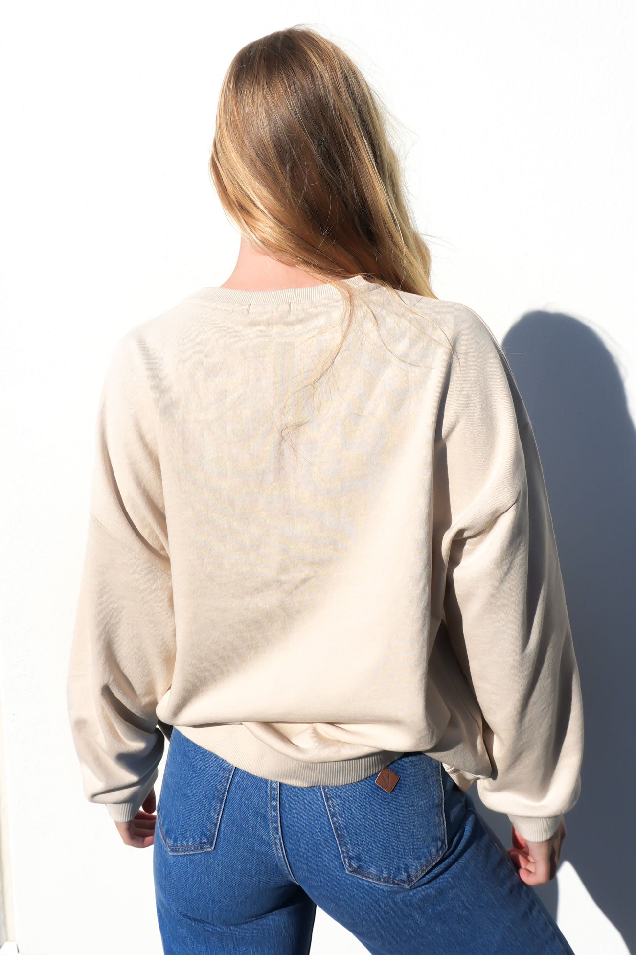 Zah-Vacay-Club-Crew-Beige-bjpg