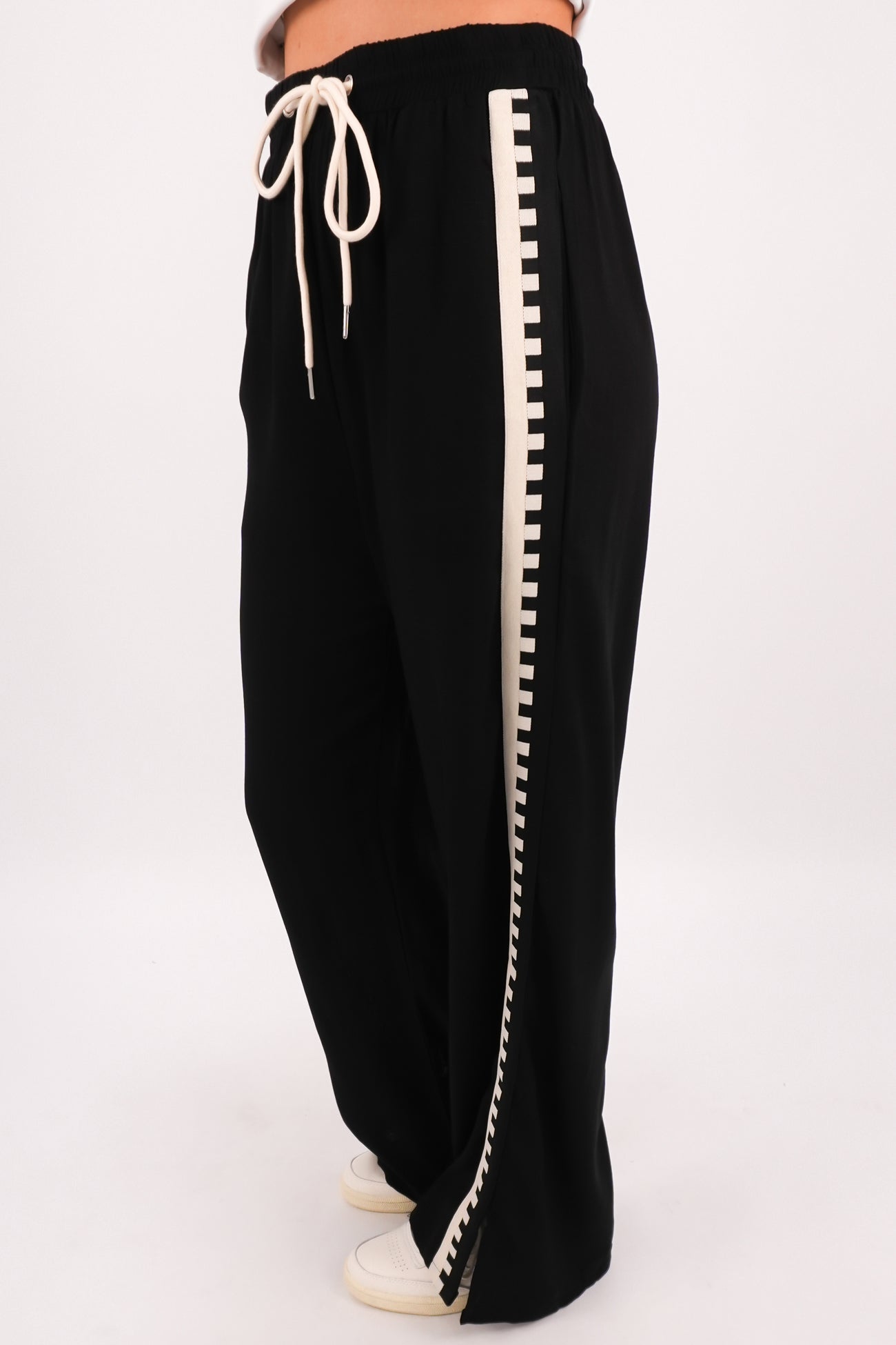 Zane Pant Black Aztec Stripe