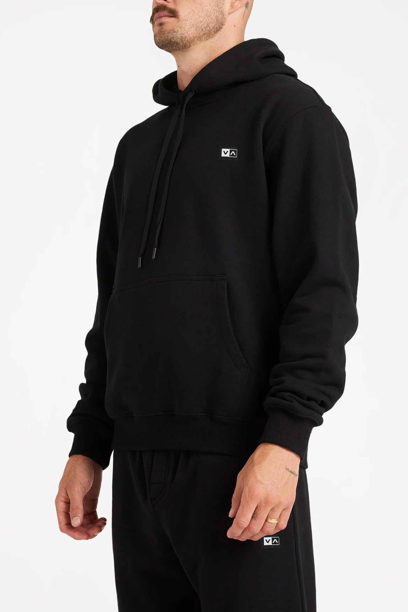 VA Essential Hoodie Black
