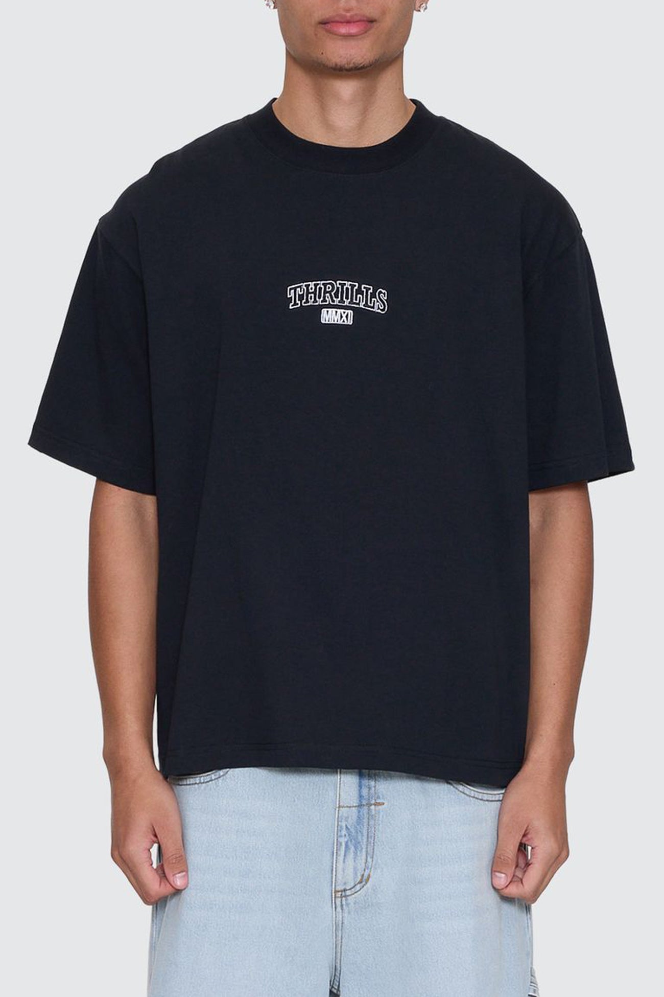 Victory Embro Box Fit Oversize Cropped Contrast Stitch Tee Faded Black