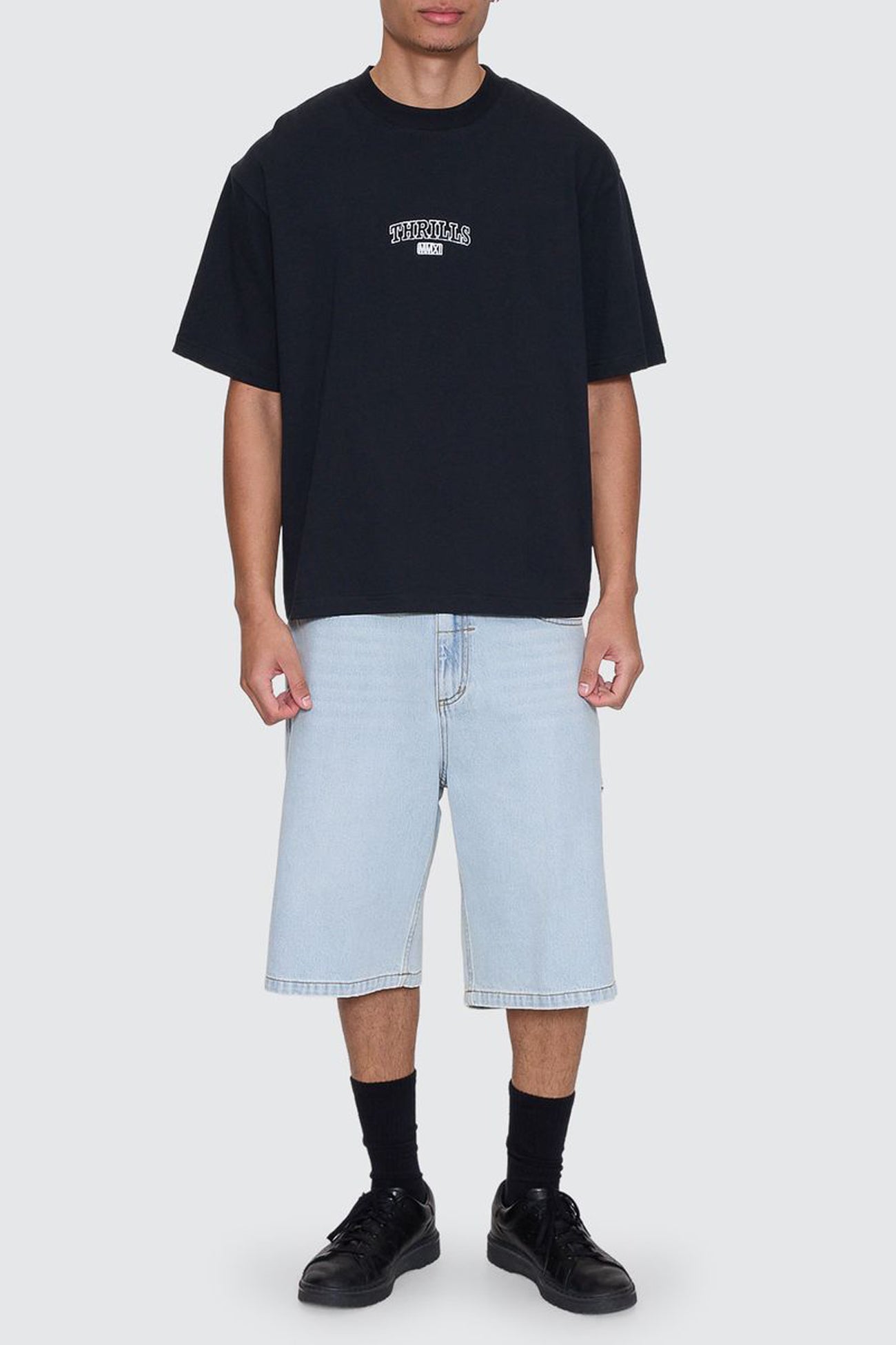 Victory Embro Box Fit Oversize Cropped Contrast Stitch Tee Faded Black