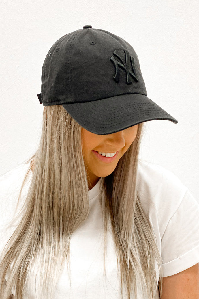 New York Yankees Cloth Strap Black