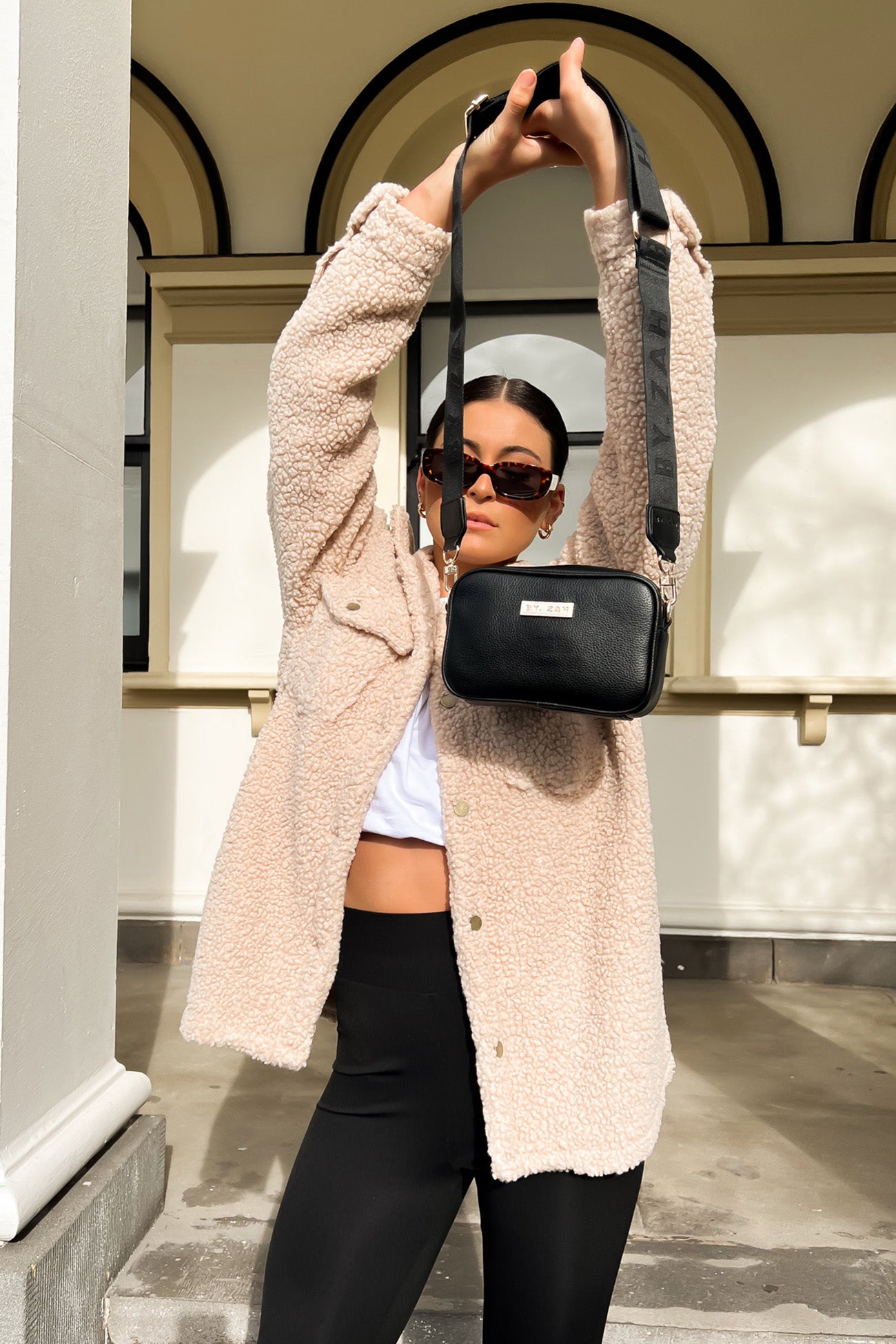 Bowie Sherpa Jacket Tan