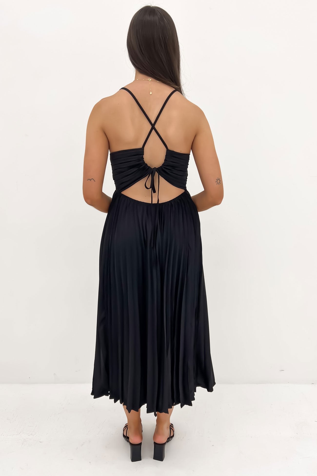 Clydie Midi Dress Black