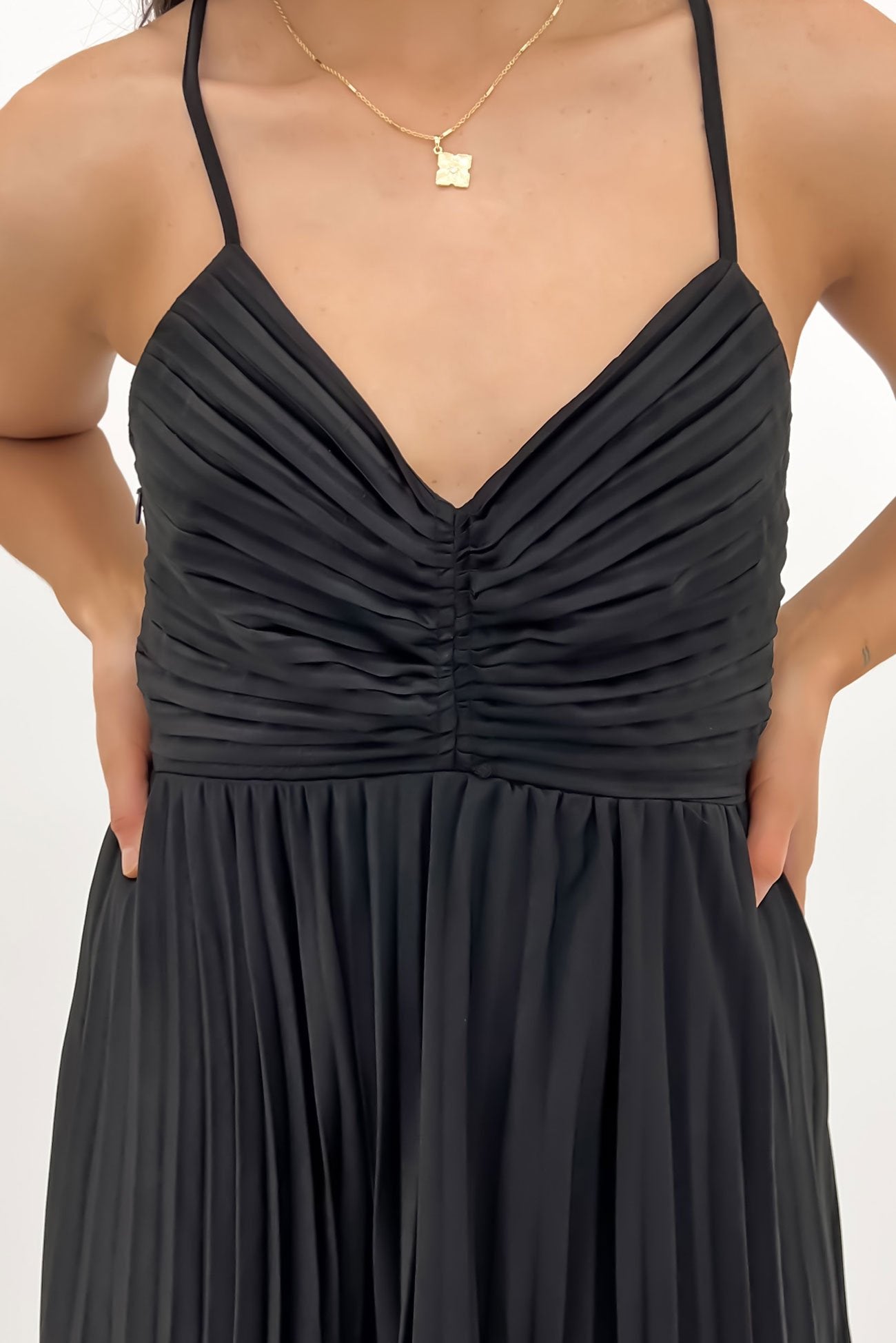Clydie Midi Dress Black