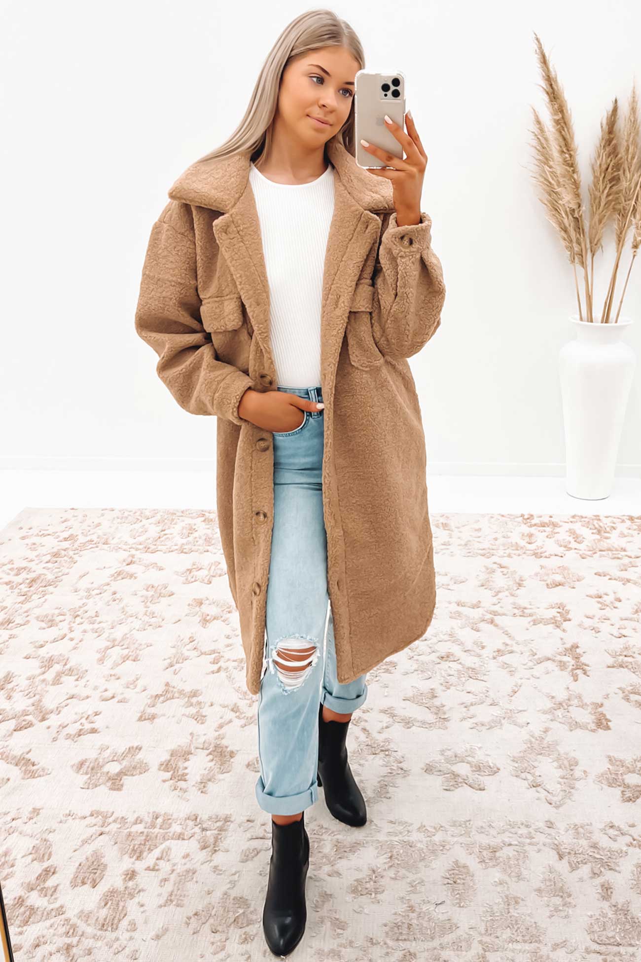 Elara Teddy Jacket Beige