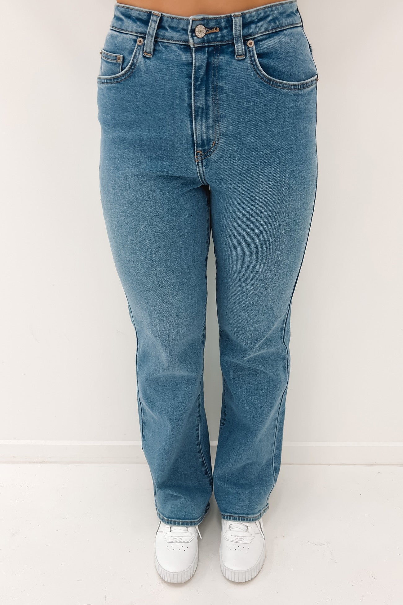 Hi Flare Relaxed Jean Blue Momentum