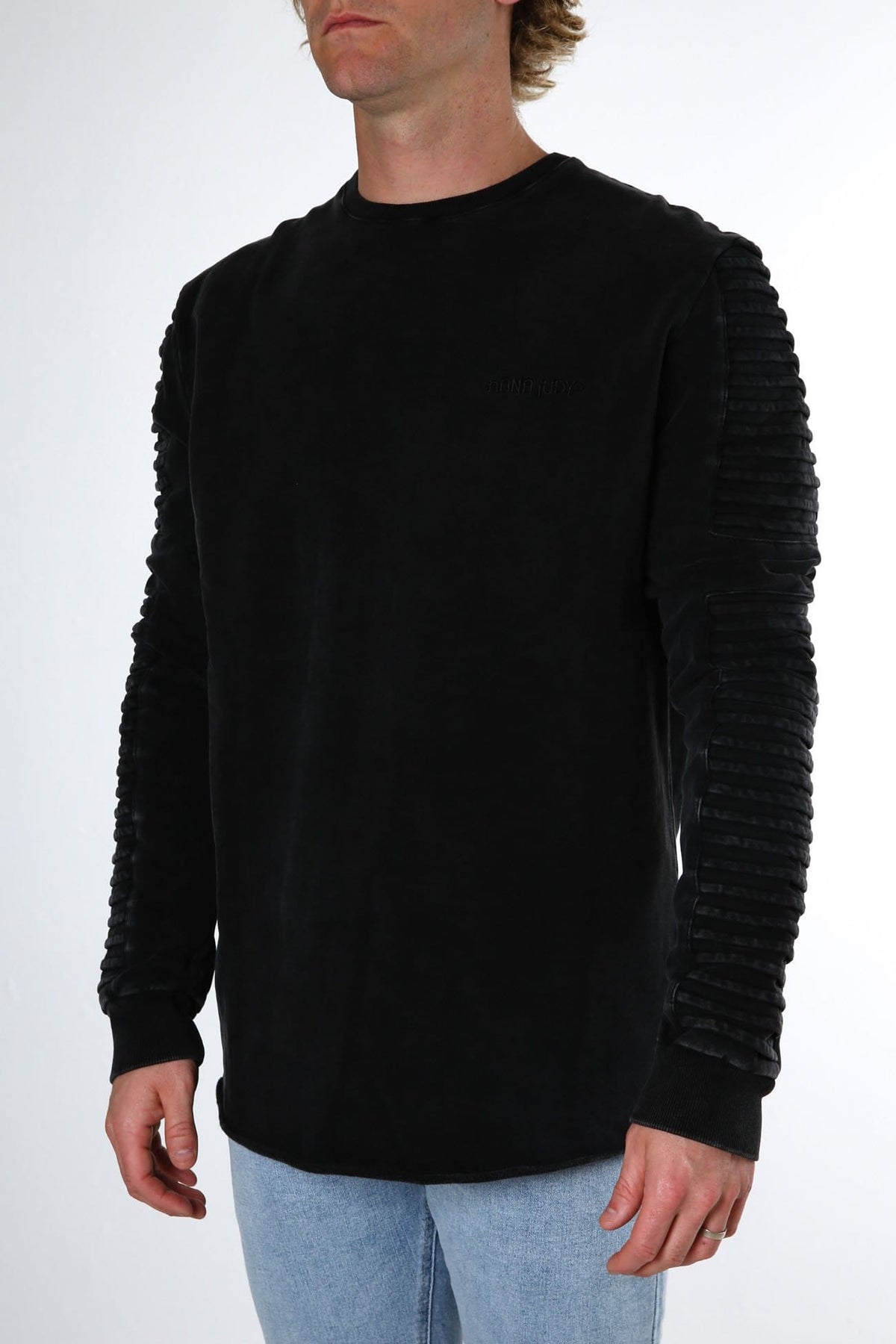 Montana Crew Vintage Black