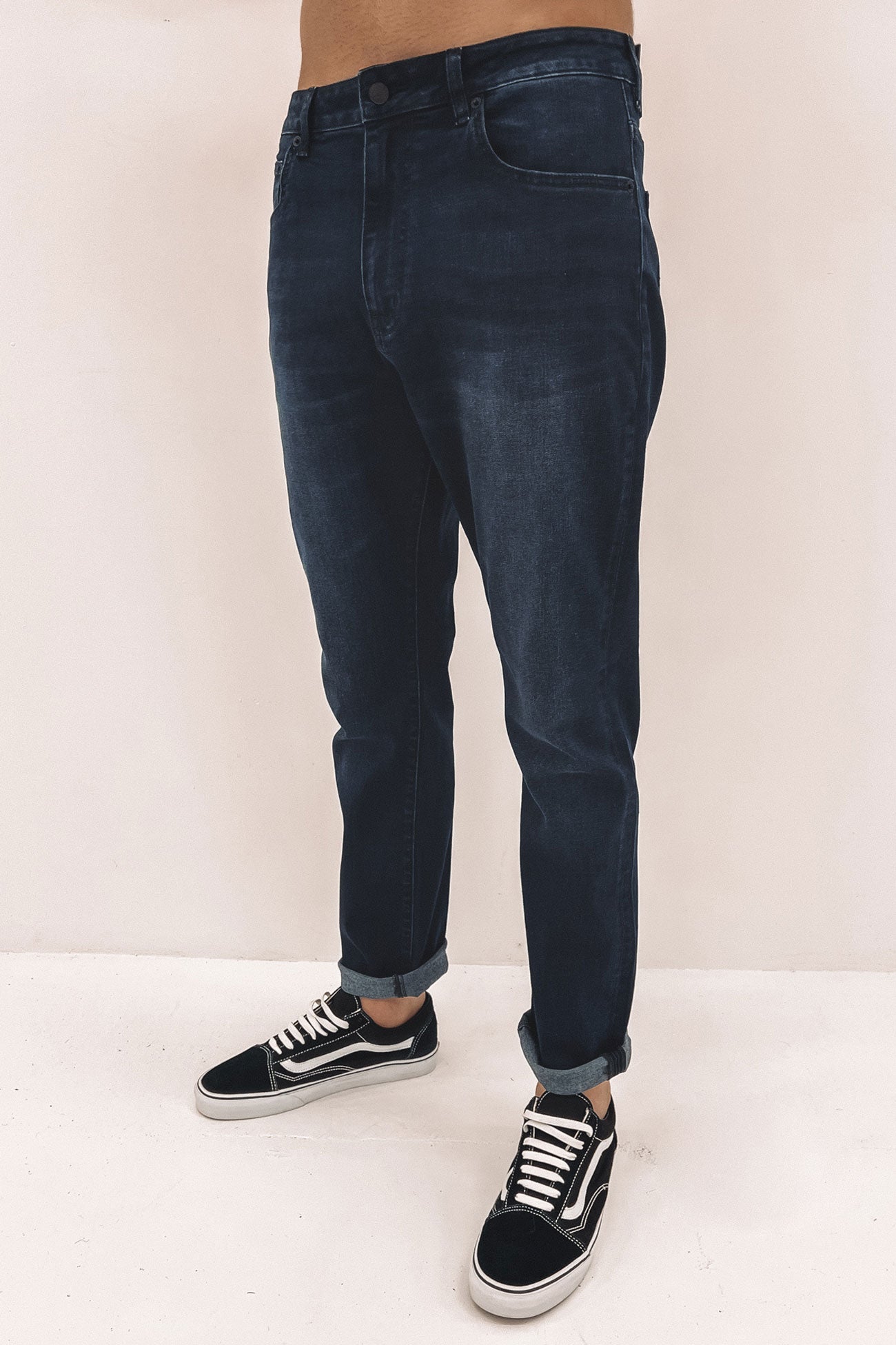 R3 Narrow Slim Jean Curbside Blue