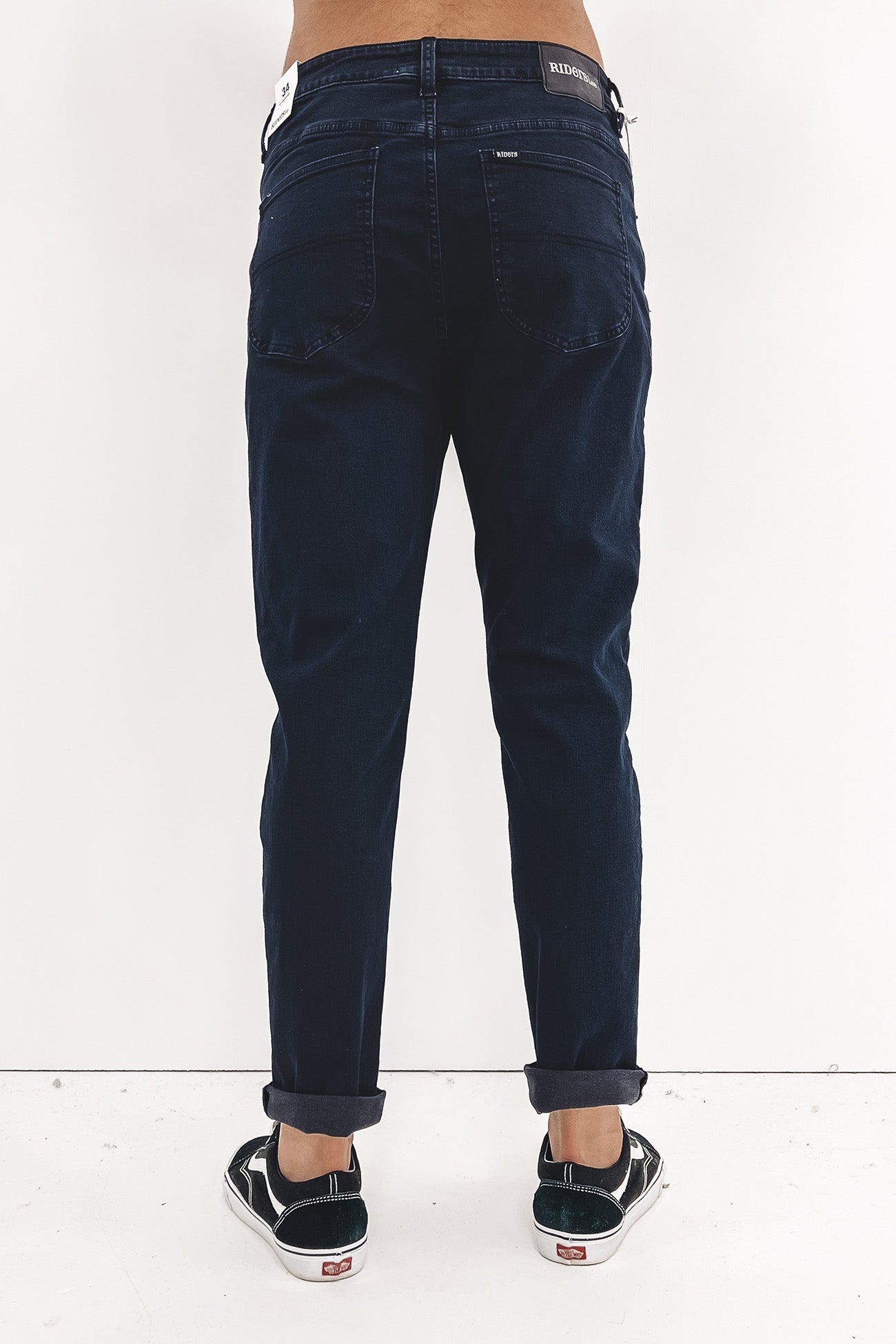R3 Narrow Slim Jean Dimension
