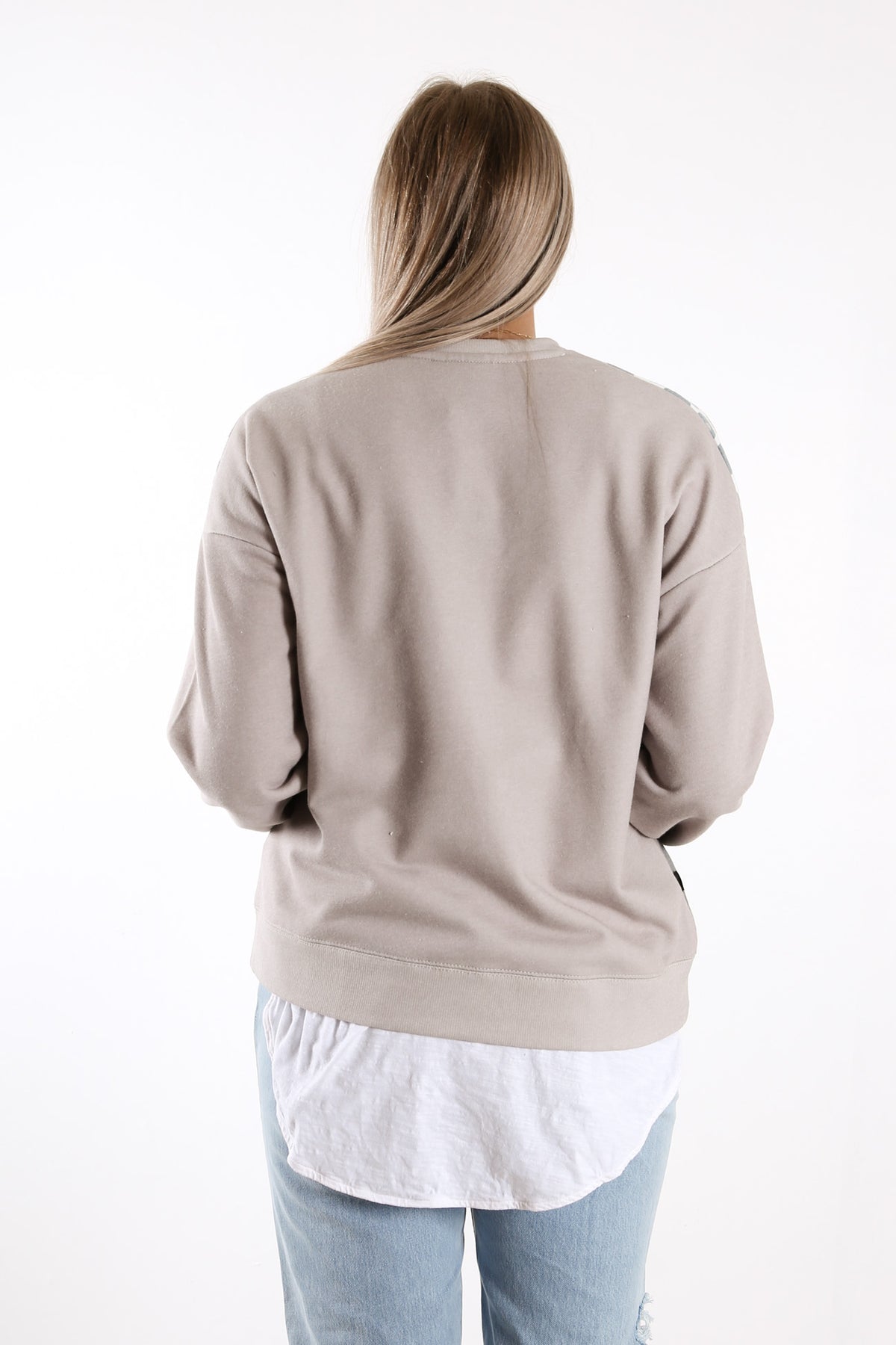 Roamer Crew Tan