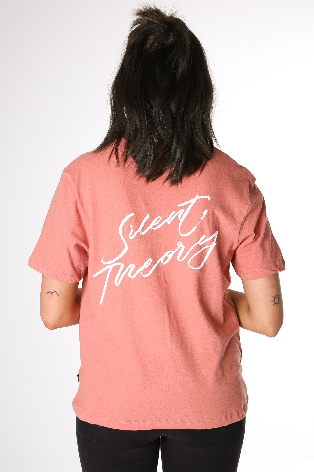 Script Tee Apricot