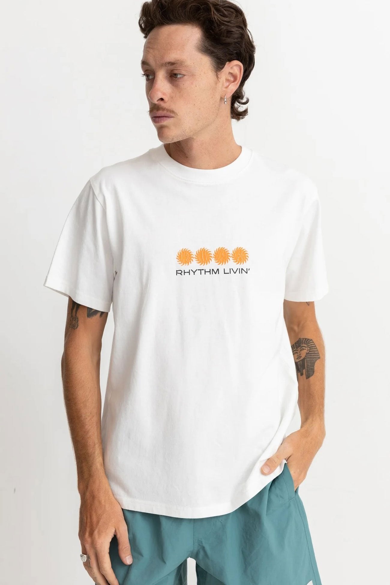 Setting Vintage Short Sleeve T-Shirt Vintage White