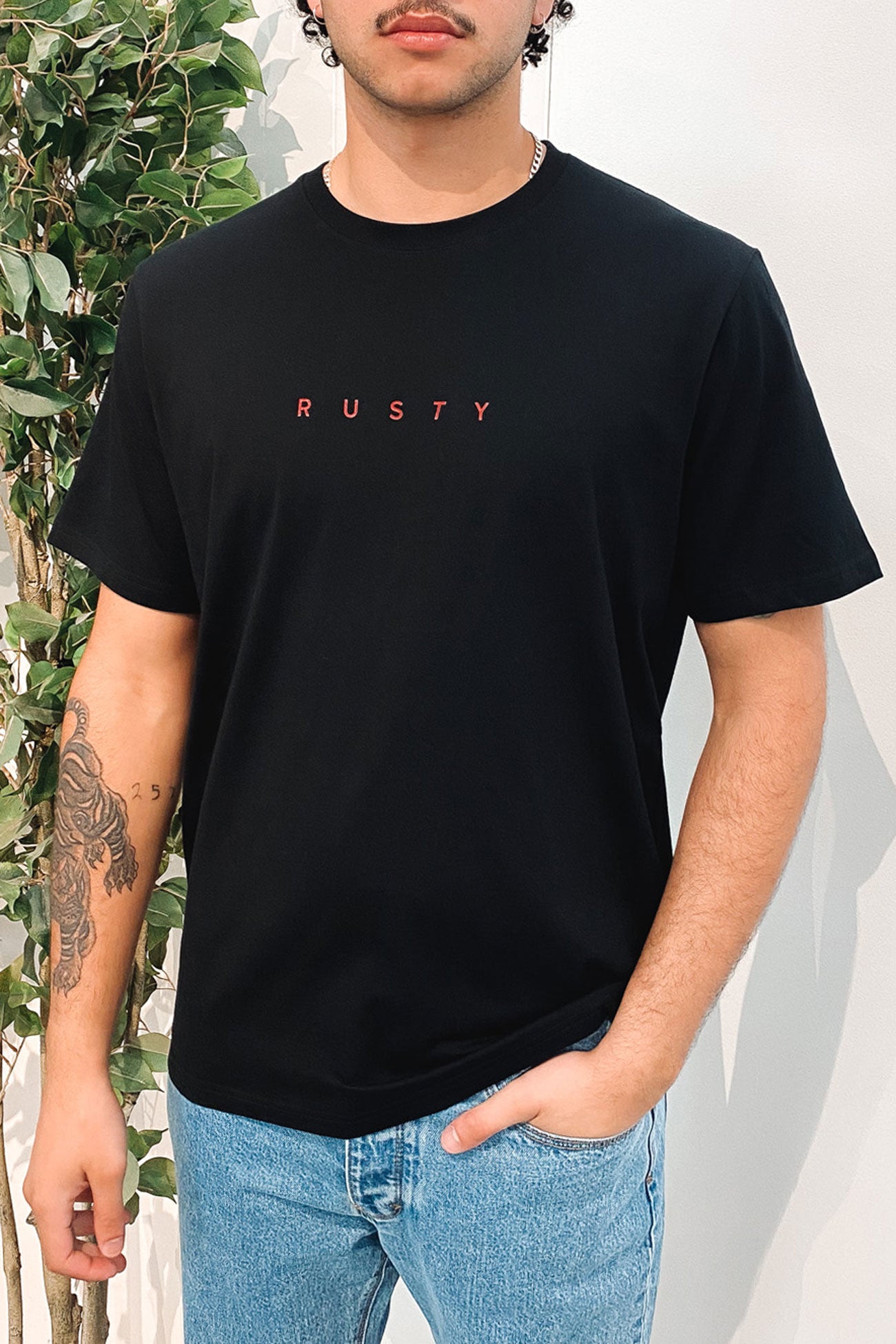 Short Cut Short Sleeve Tee Black 1