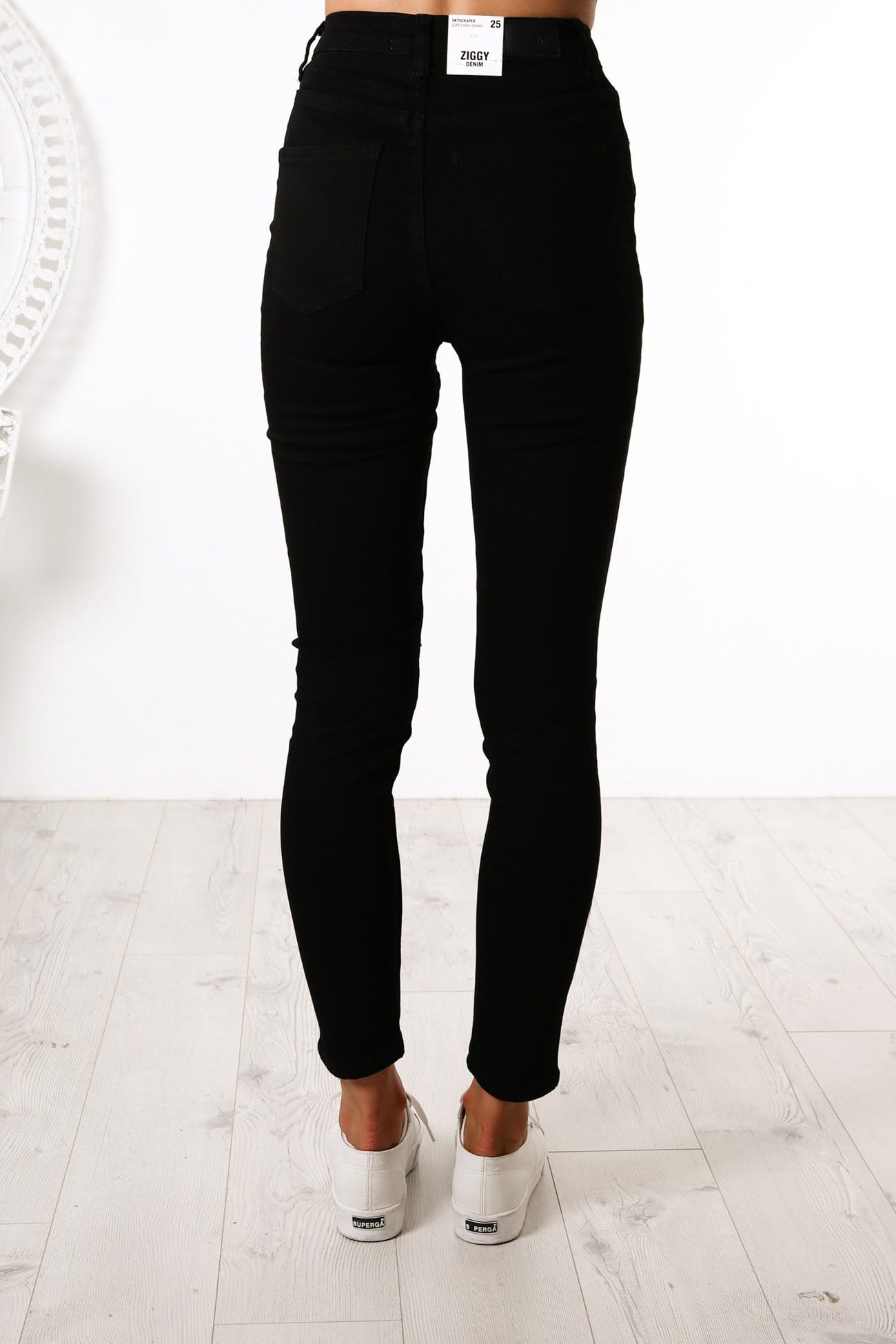 Skyscraper Jean Black Chop