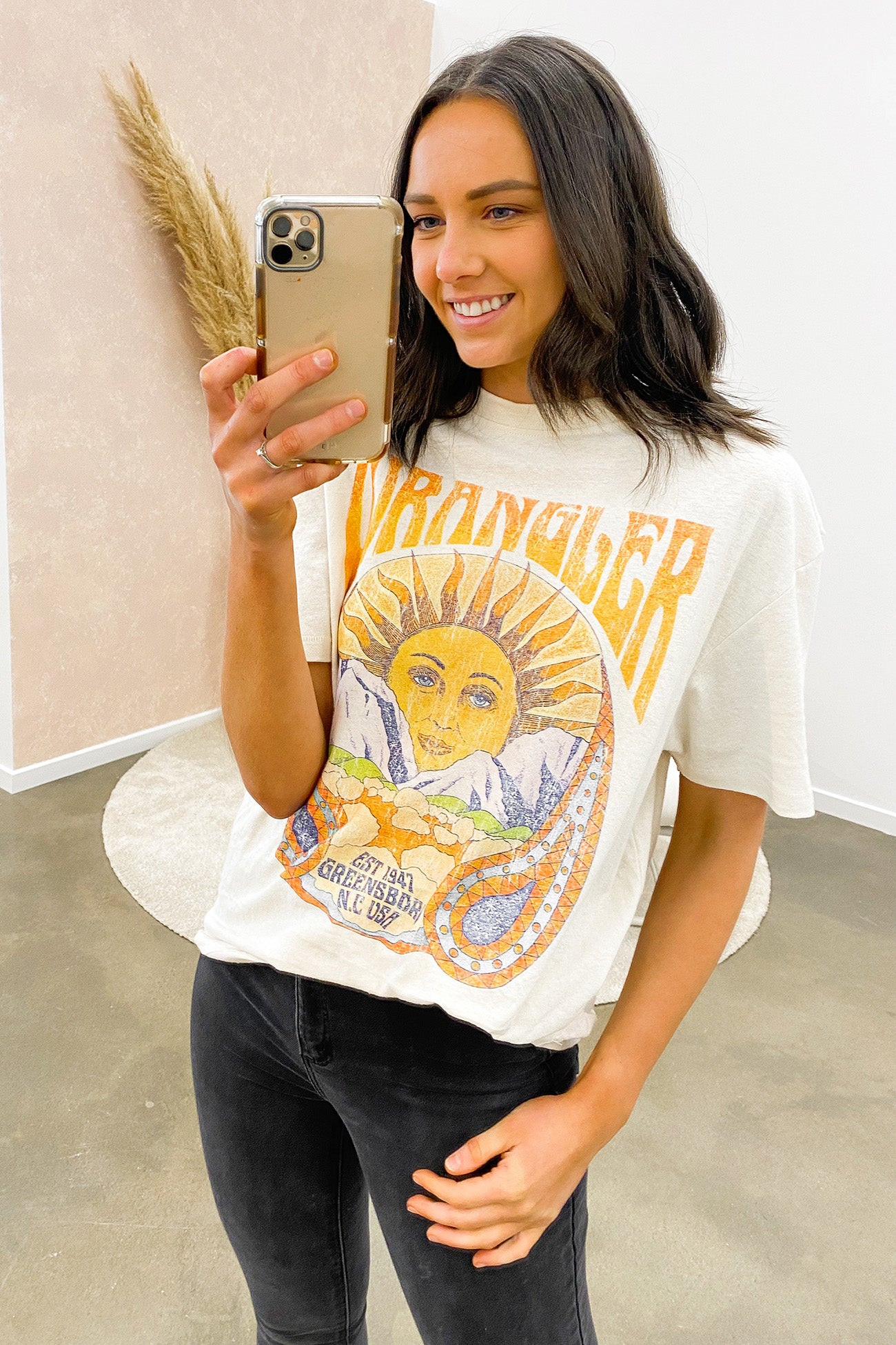 Through Mountains Tee Ecru