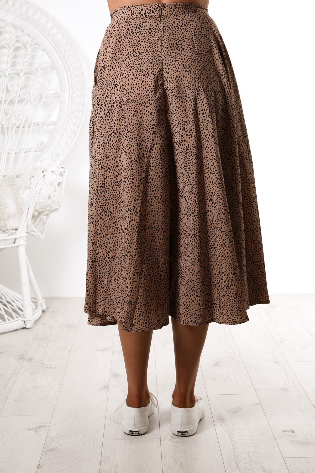Weapon Skirt Brown