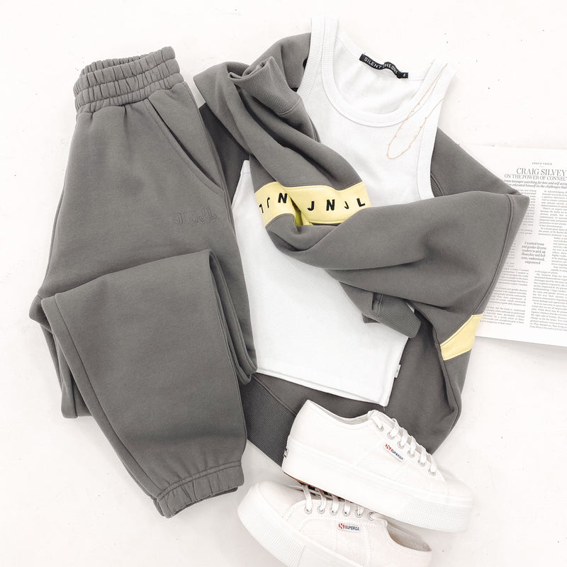 Cosy, Chic & Comfy!