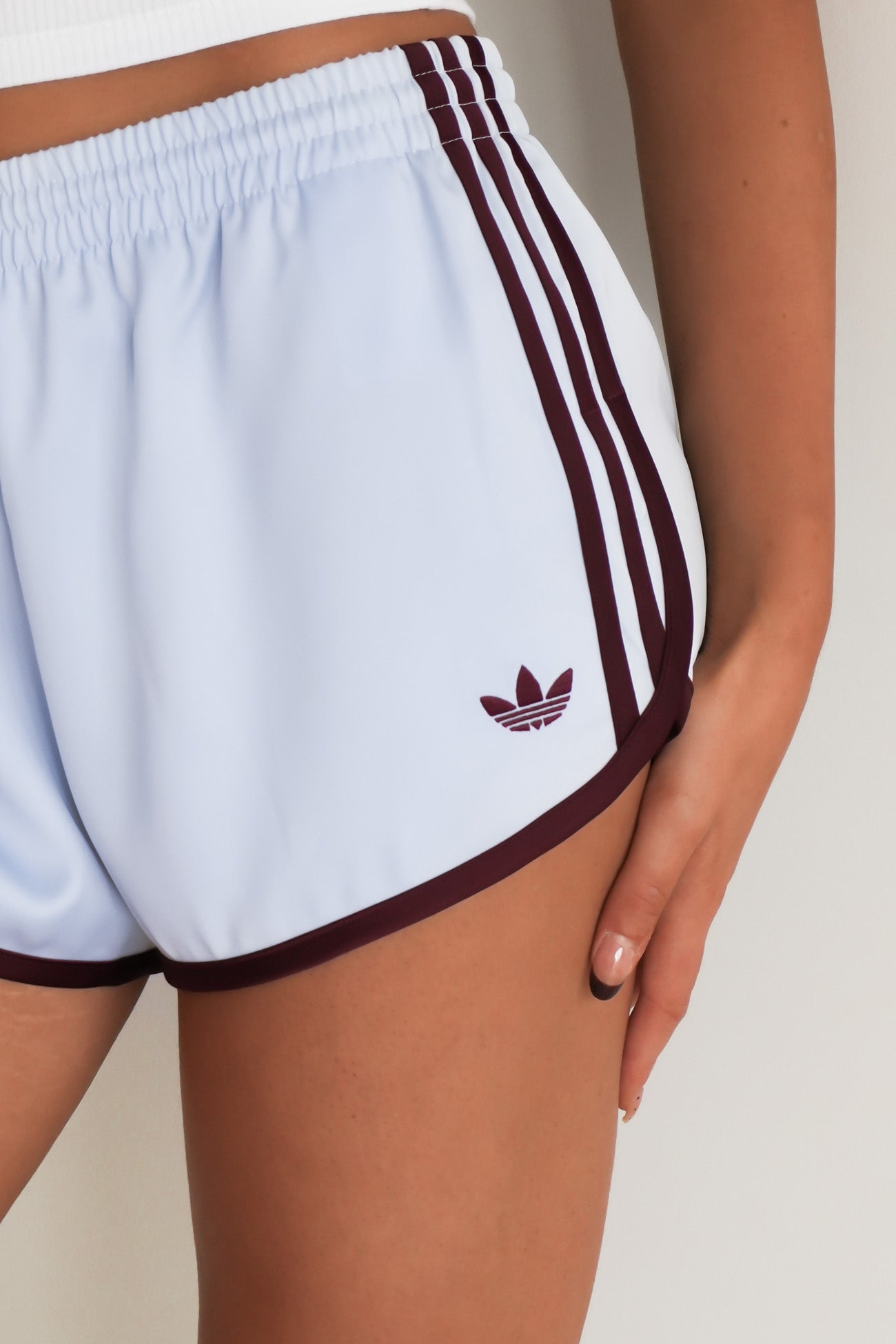 3 Stripe Sprinter Short Crystal Sky Maroon
