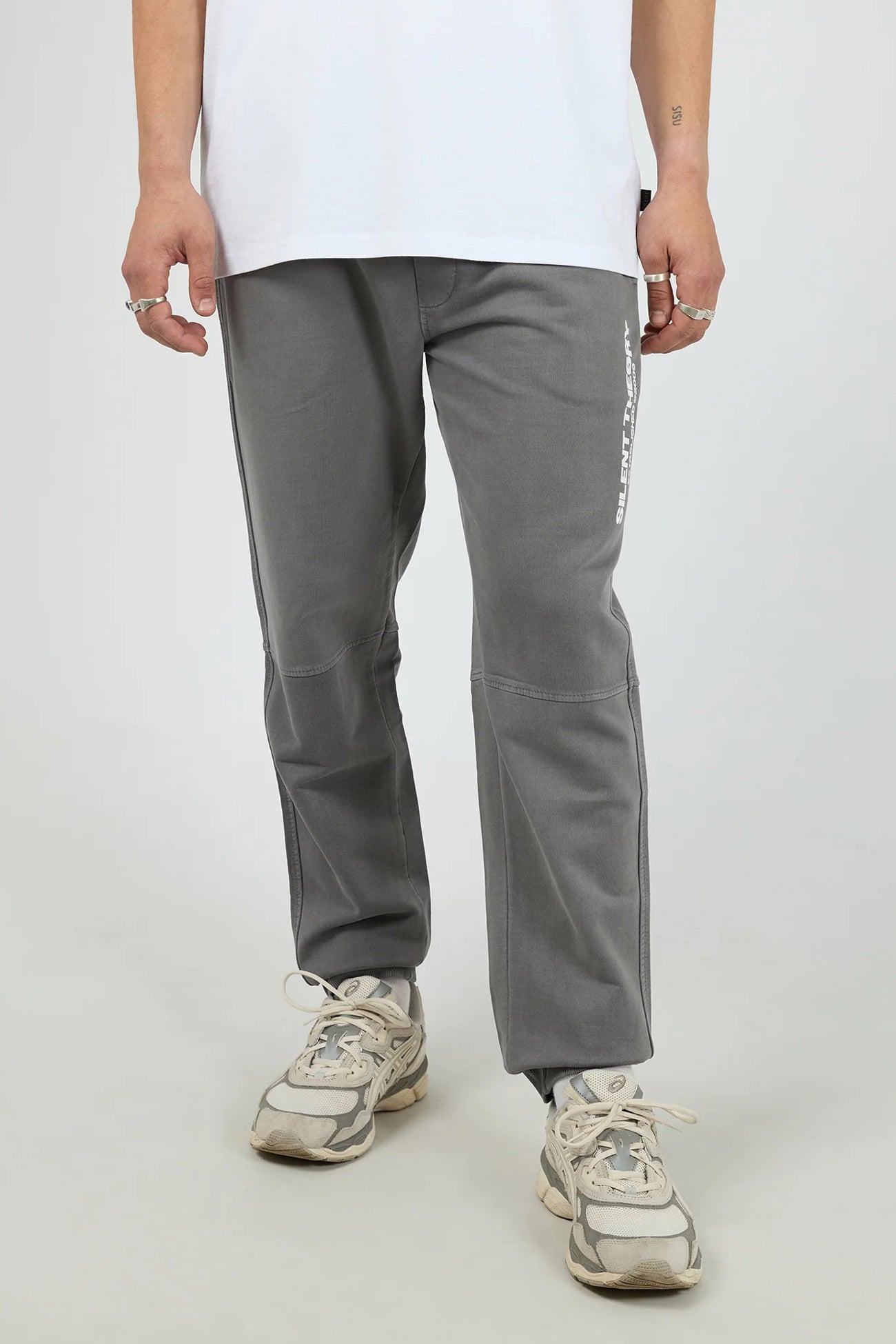 Essential Theory Trackpant V2 Charcoal