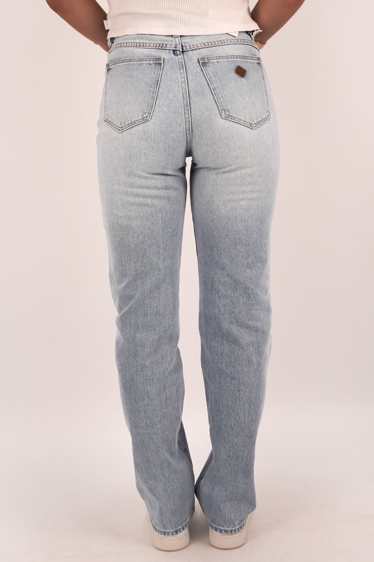 A 94 Straight Jean Kaia