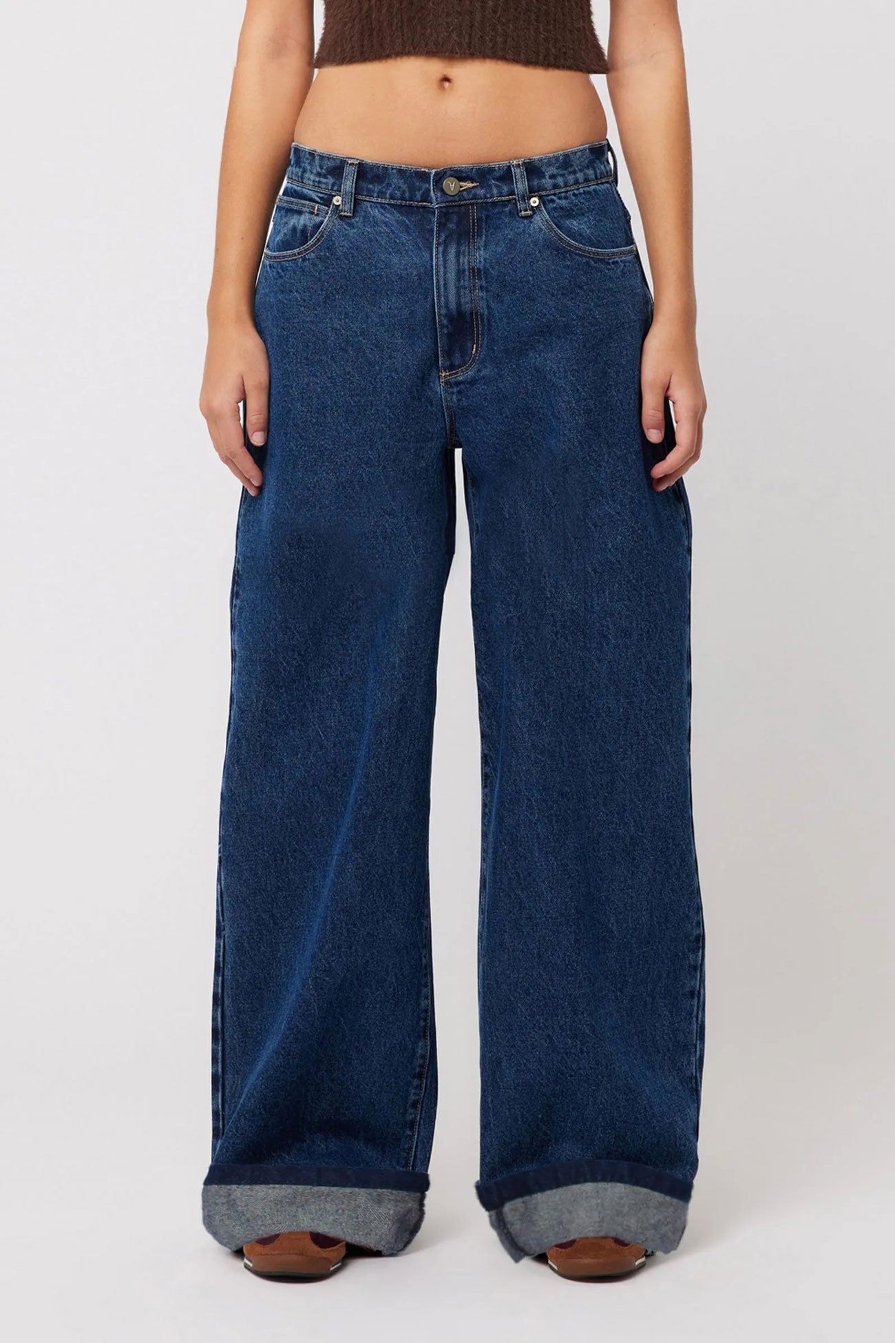 A-95-Super-Baggy-Tara-Turn-Up-f2jpg