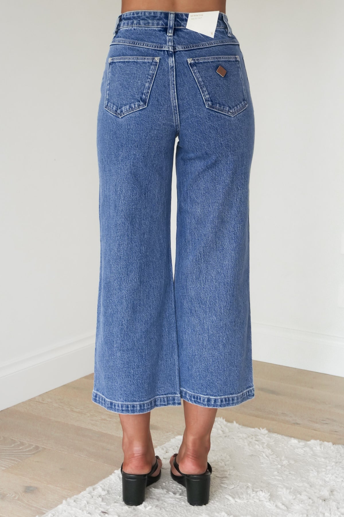 A 94 High & Wide Crop Jean Maya Clean