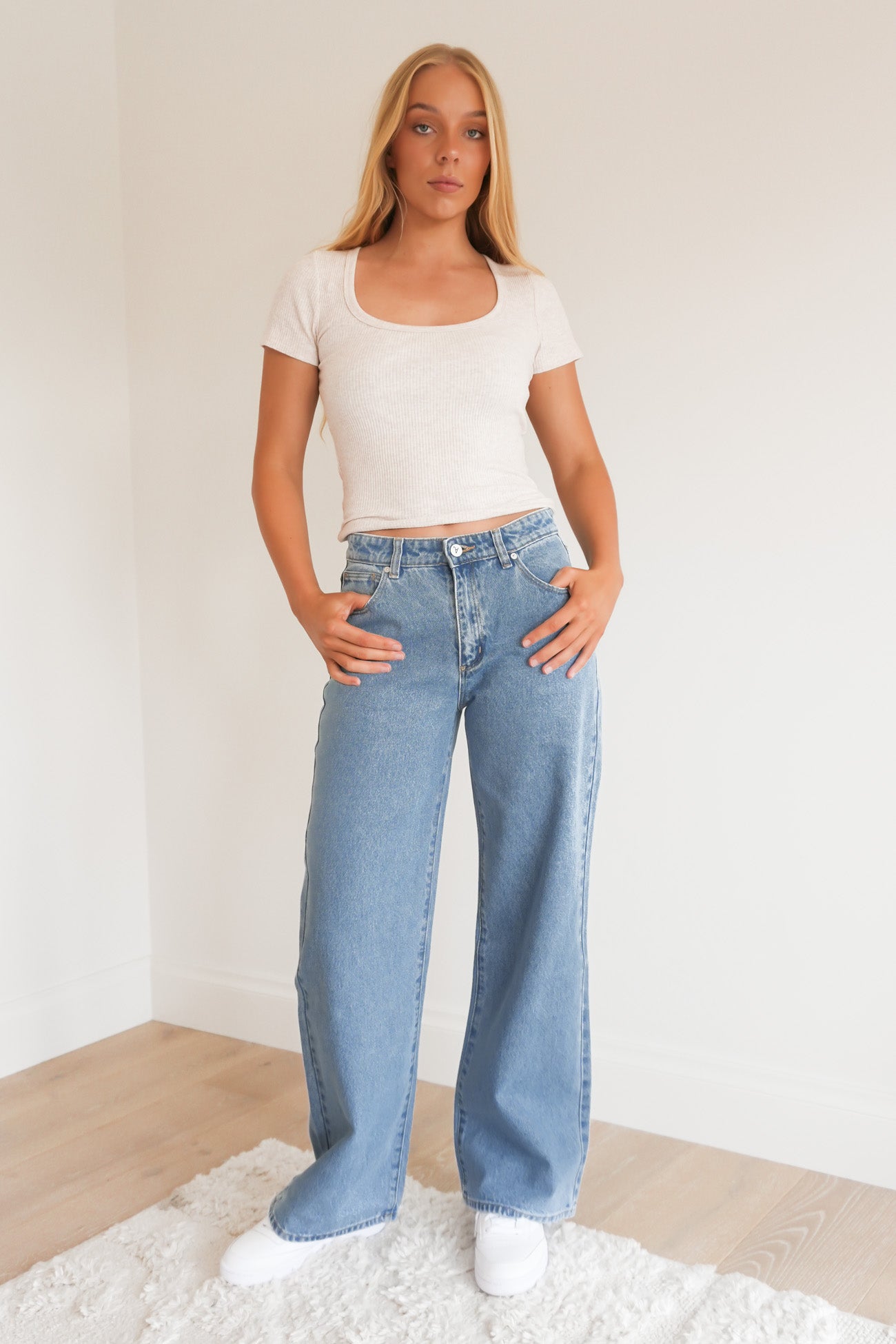 A 95 Baggy Petite Jean Gigi