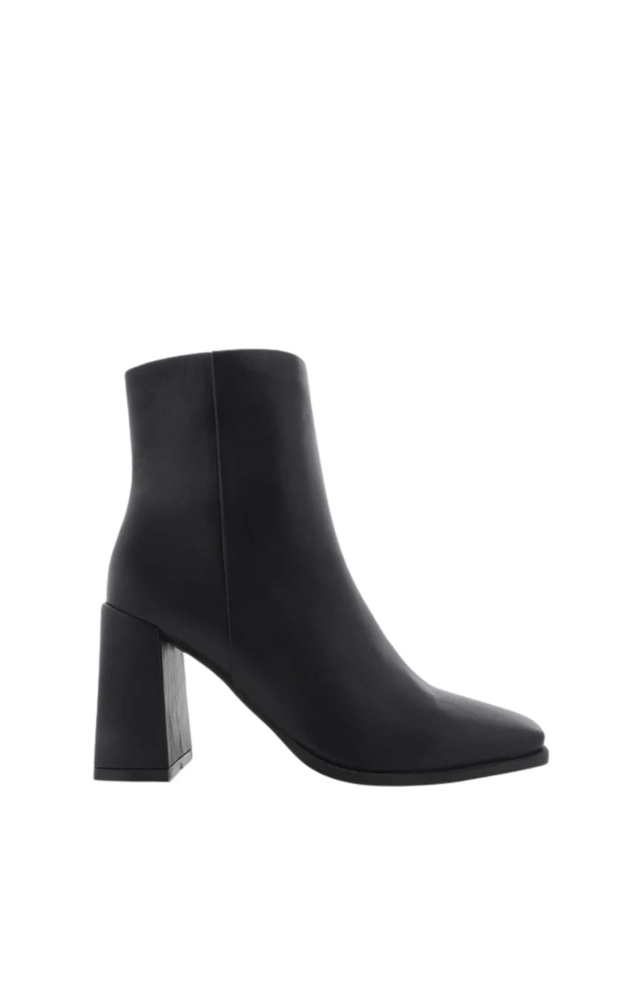 Chika Boot Black