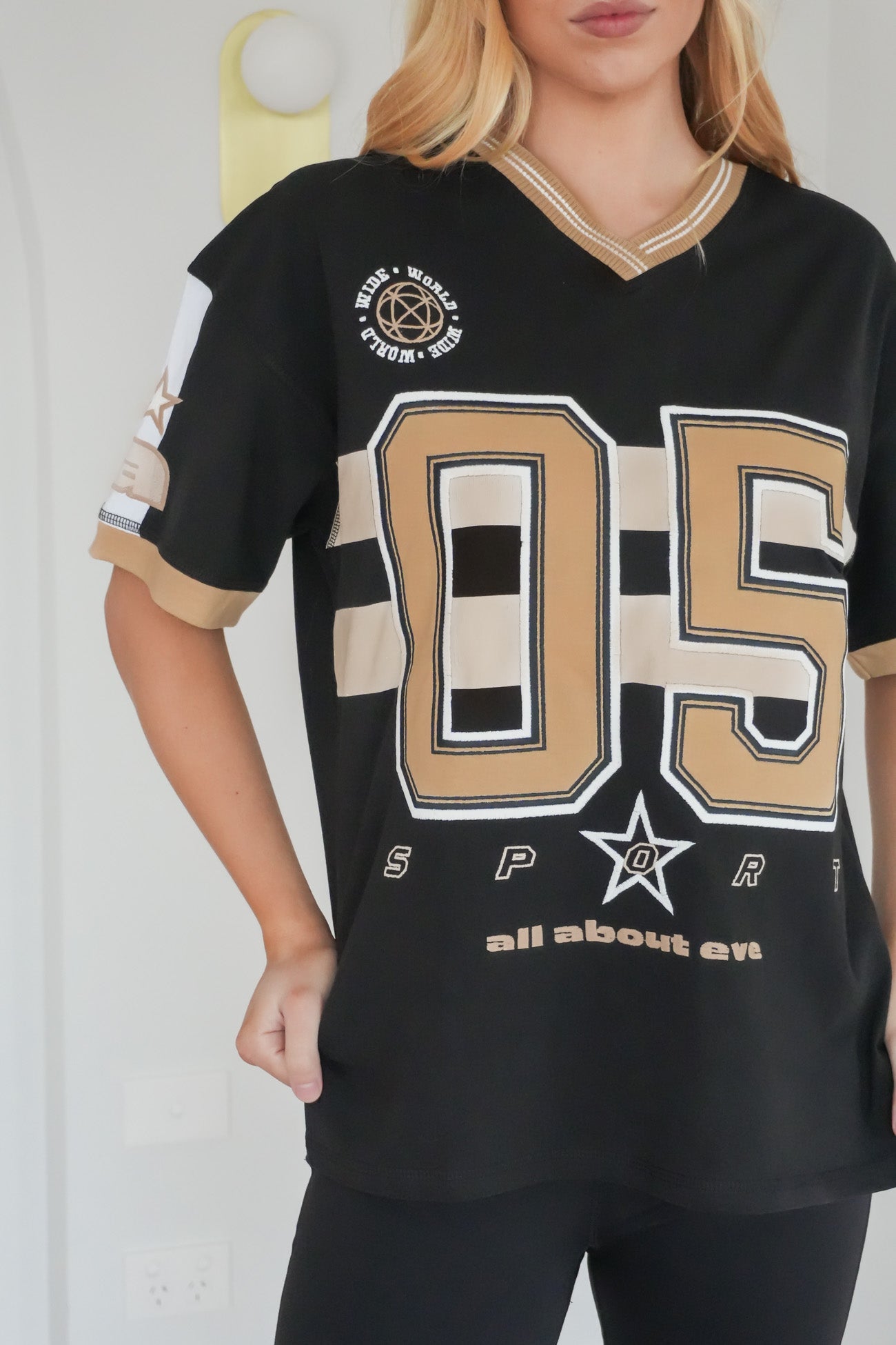 Allstar V-Neck Tee Washed Black