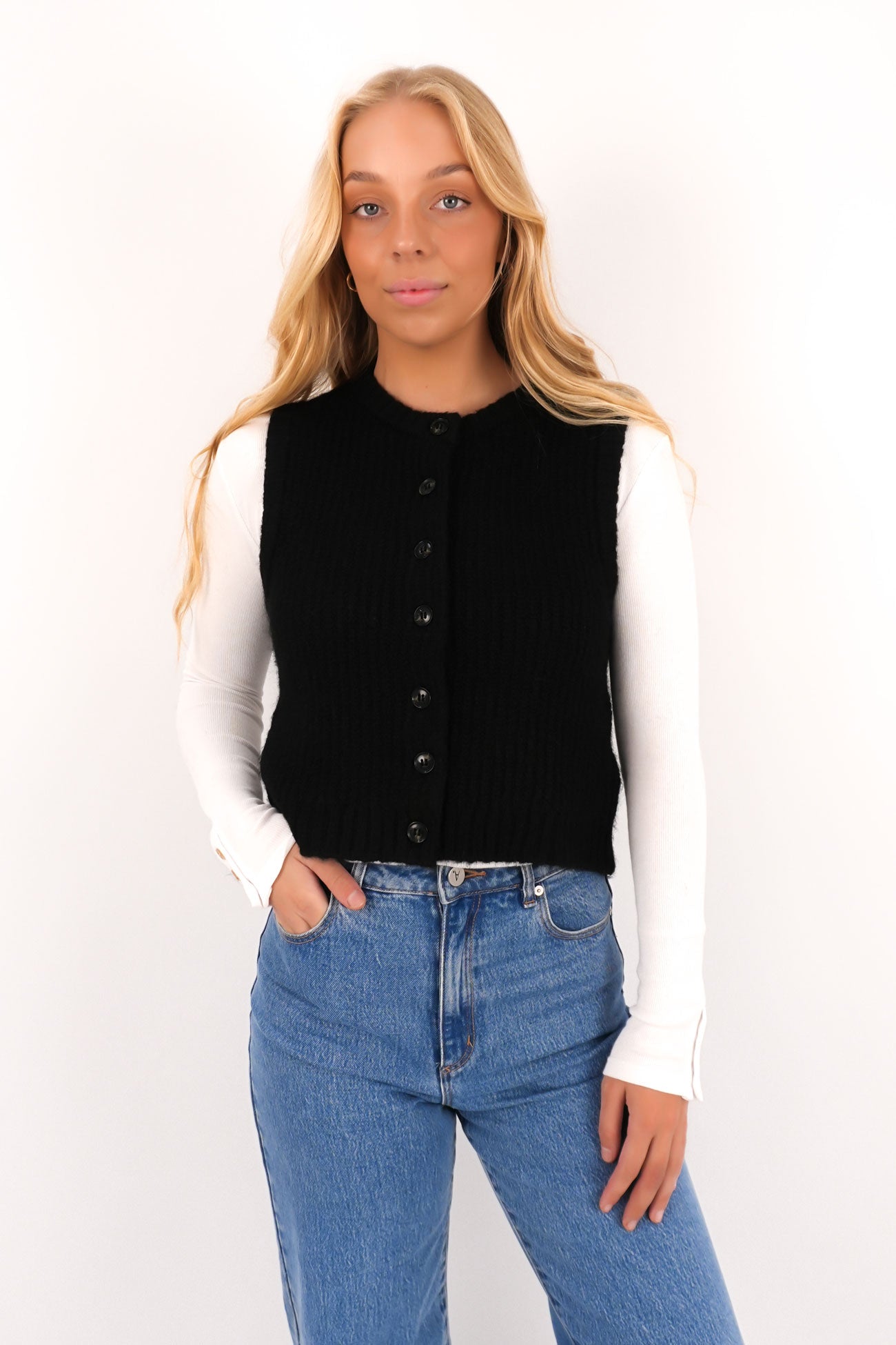 Aya Knit Vest Black