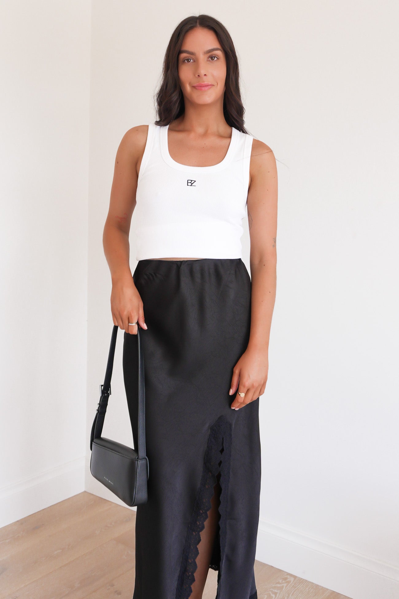 BZ Logo Tank White