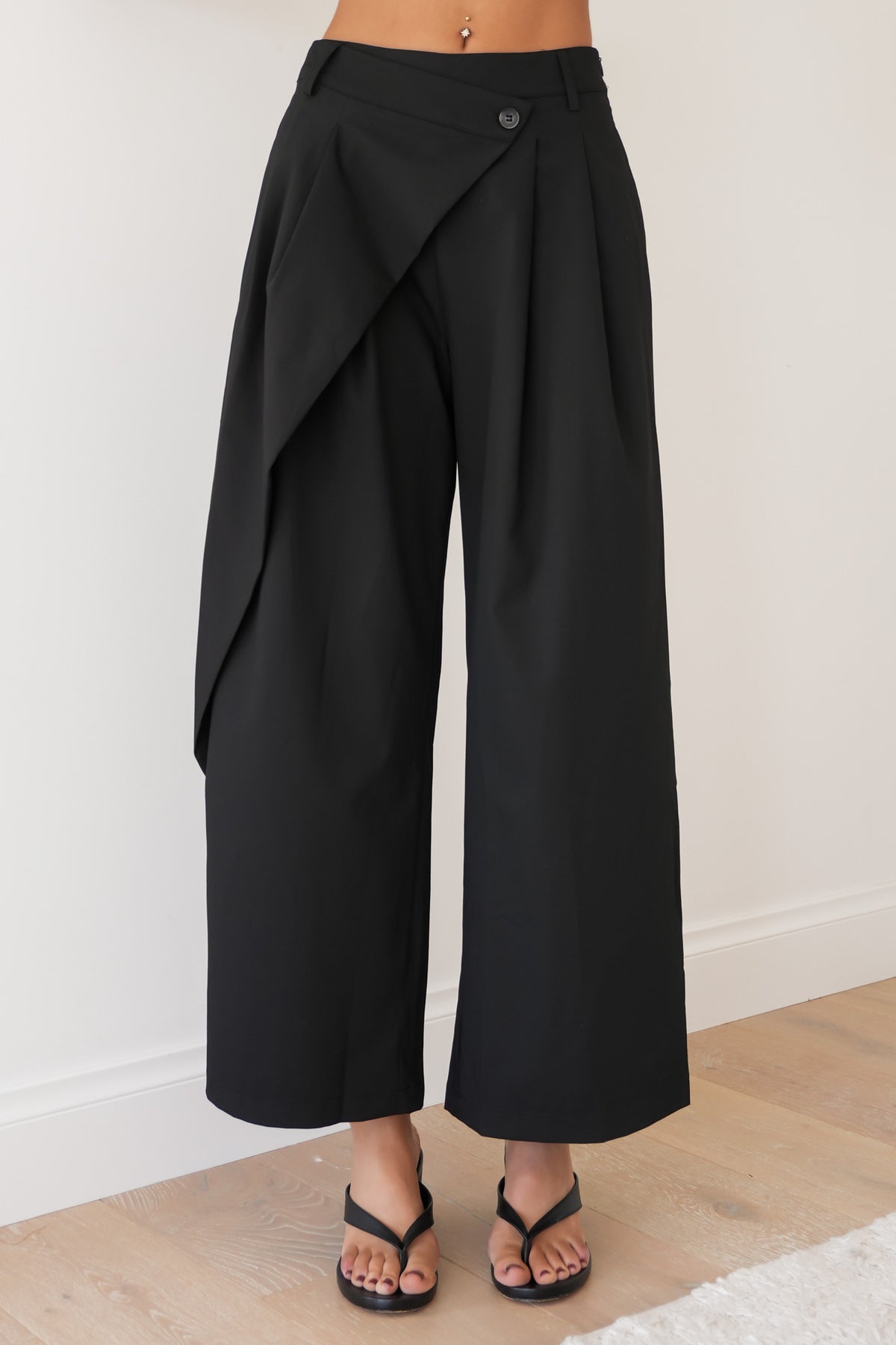 Bailee Asym Pant Black