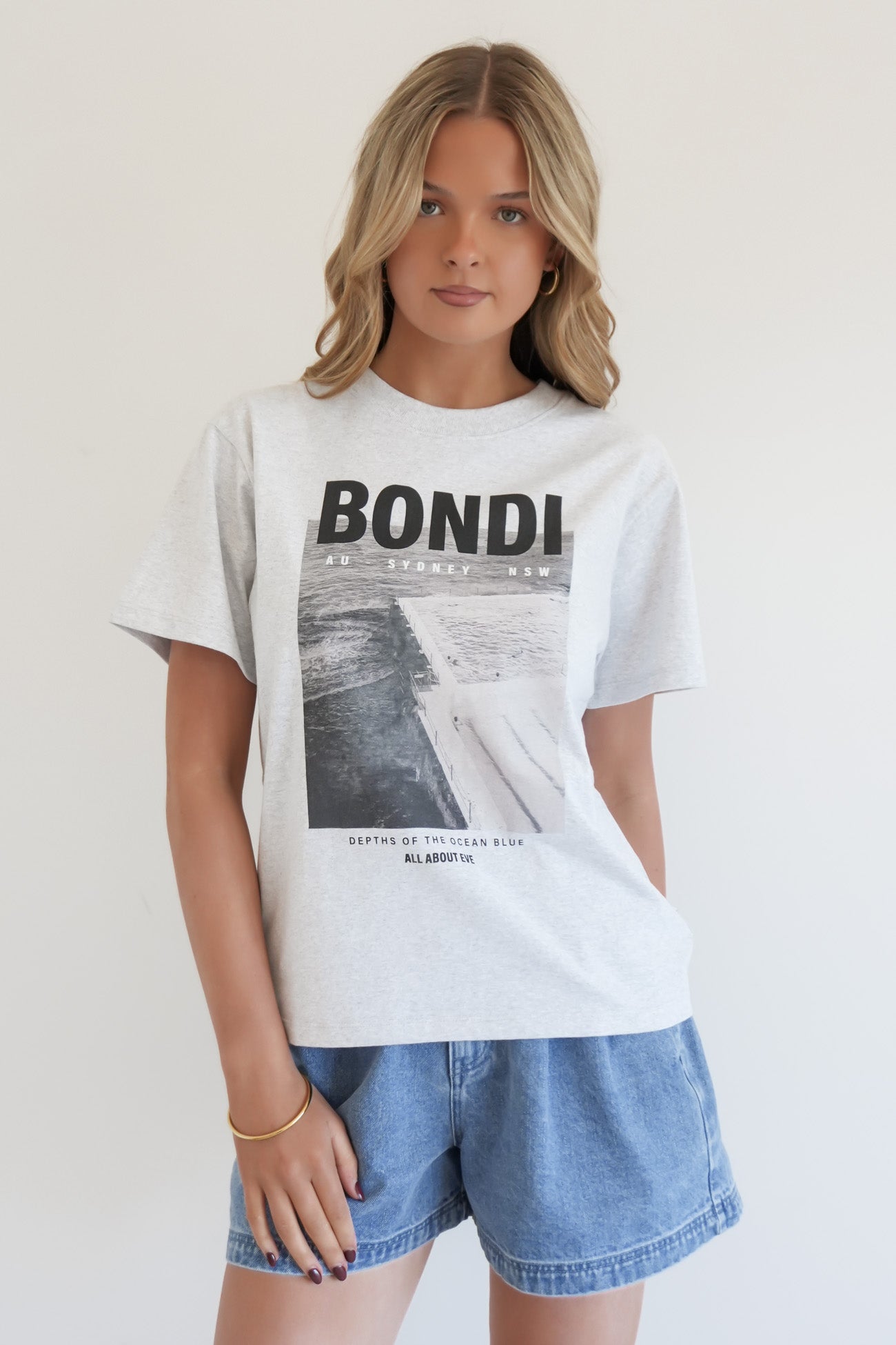 Bondi Box Tee Snow Marle