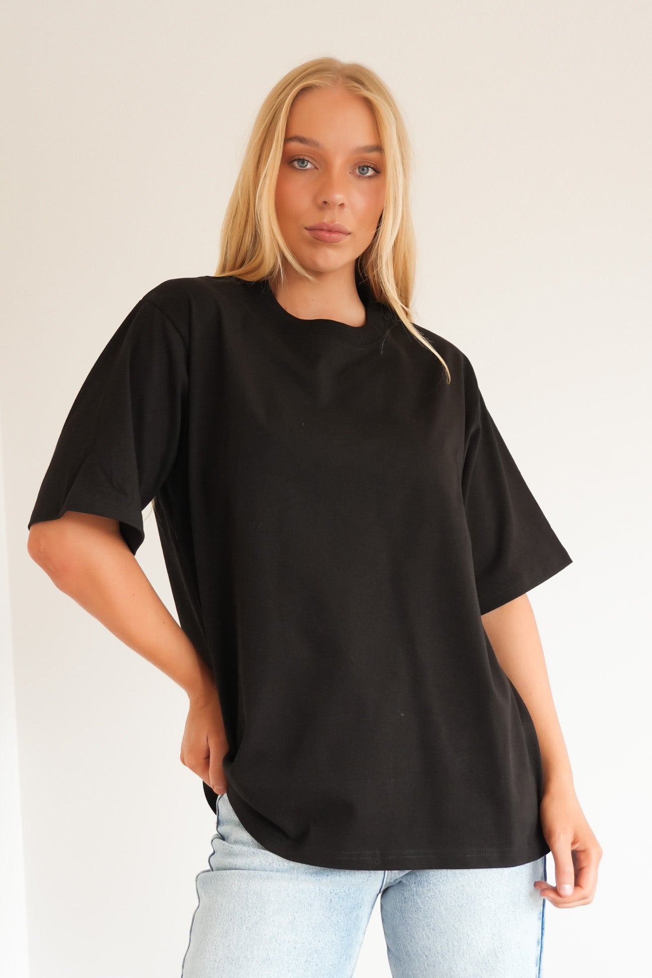 Core Oversized Tee Black